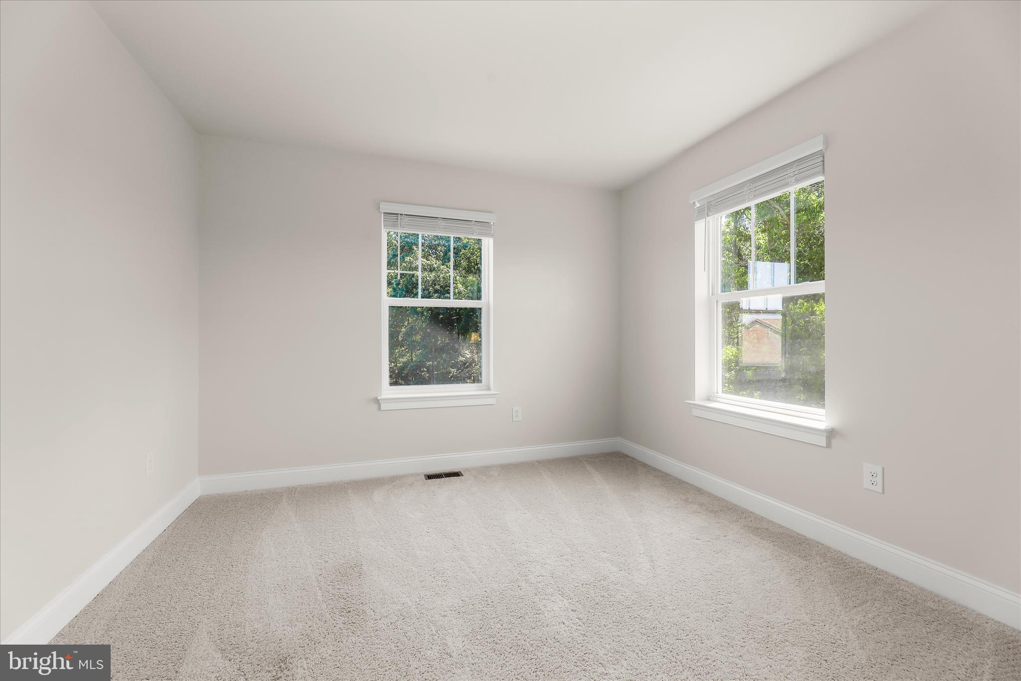 STONEGATE - Residential
