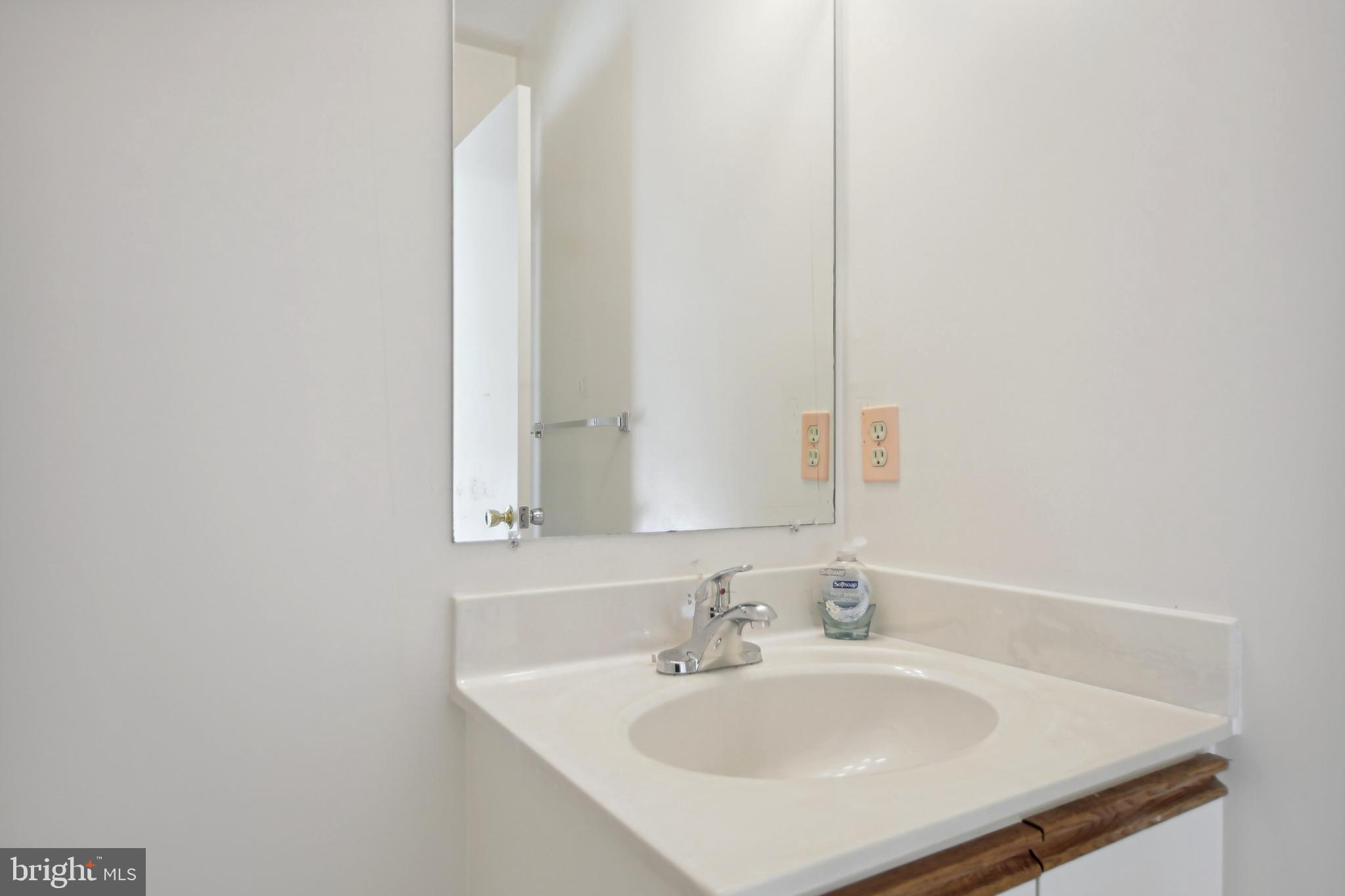 WOODSTONE - Residential Lease