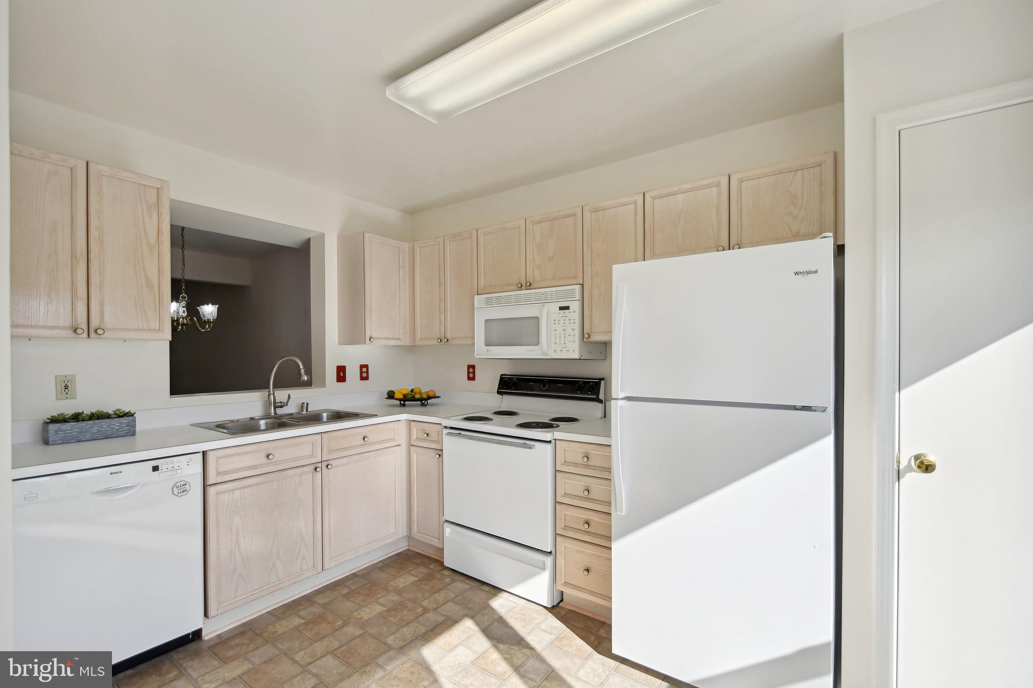 WOODSTONE - Residential Lease