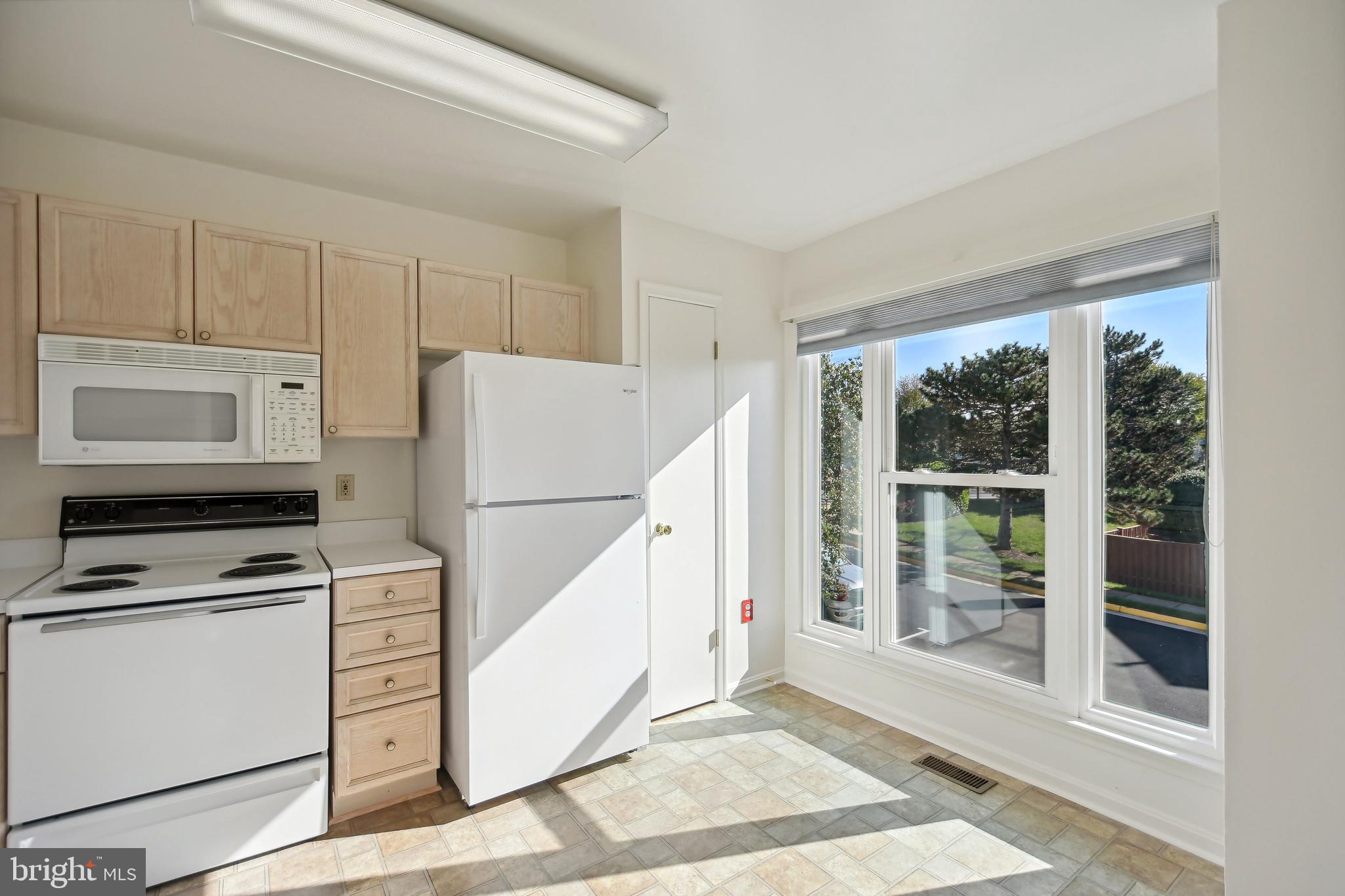 WOODSTONE - Residential Lease