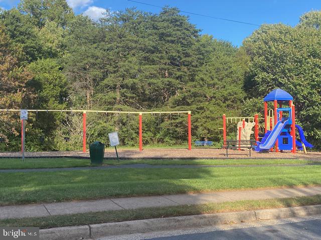 WOODSTONE - Residential Lease