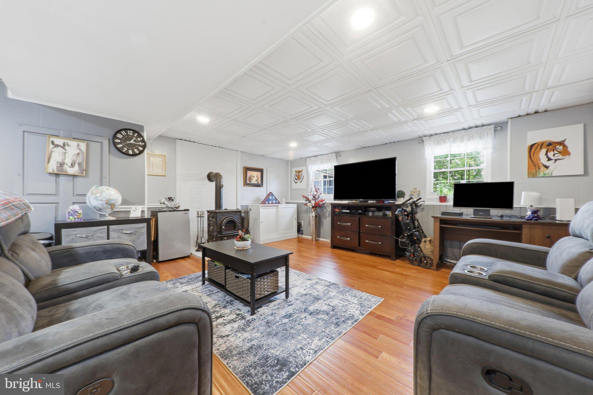 WINTON WOODS - Residential