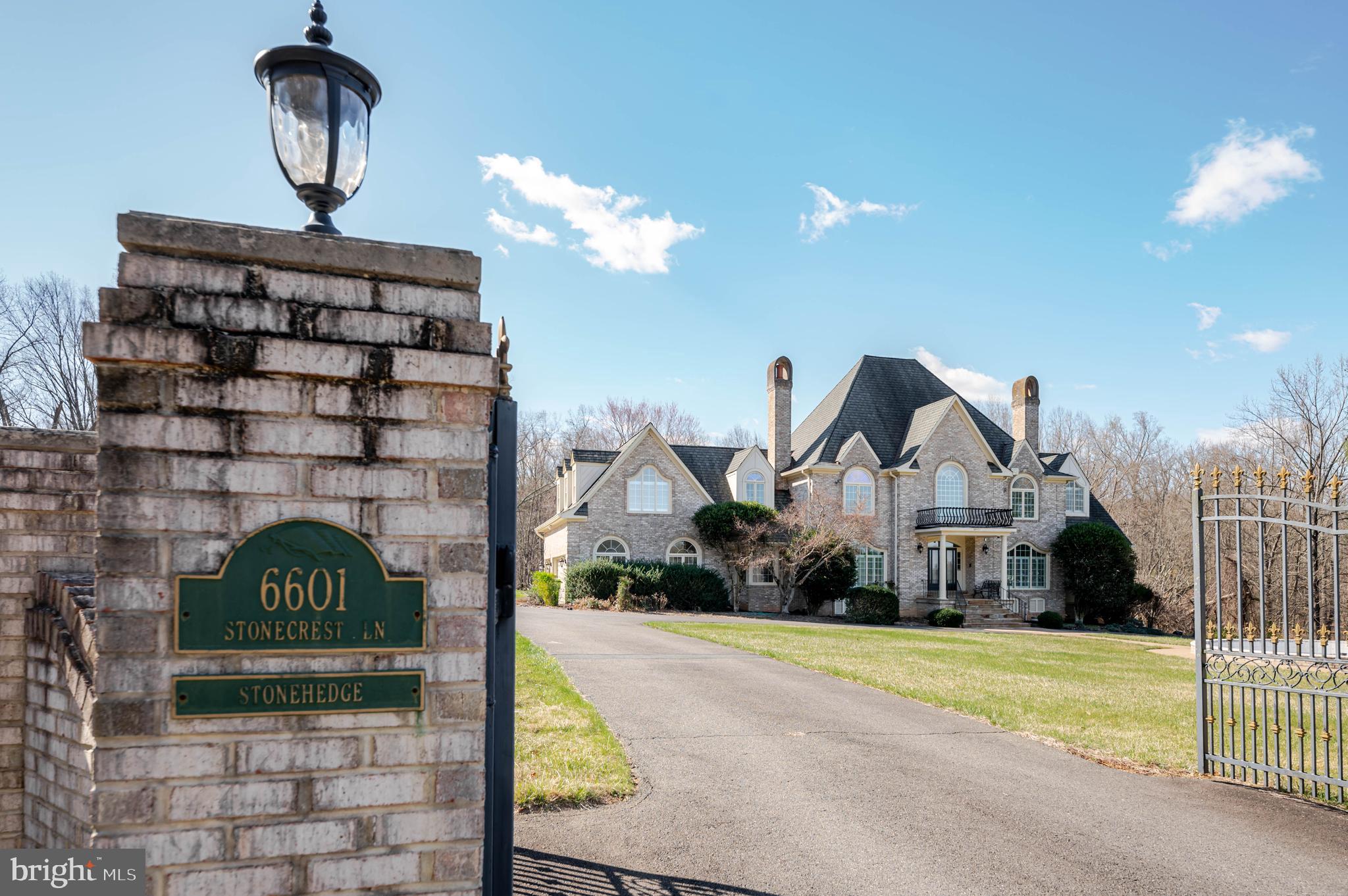 STONECREST - Residential