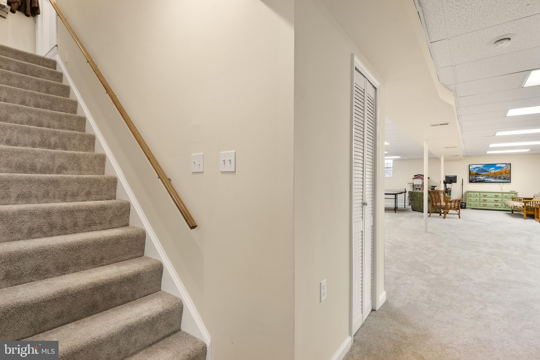 CONSTITUTION HILLS - Residential