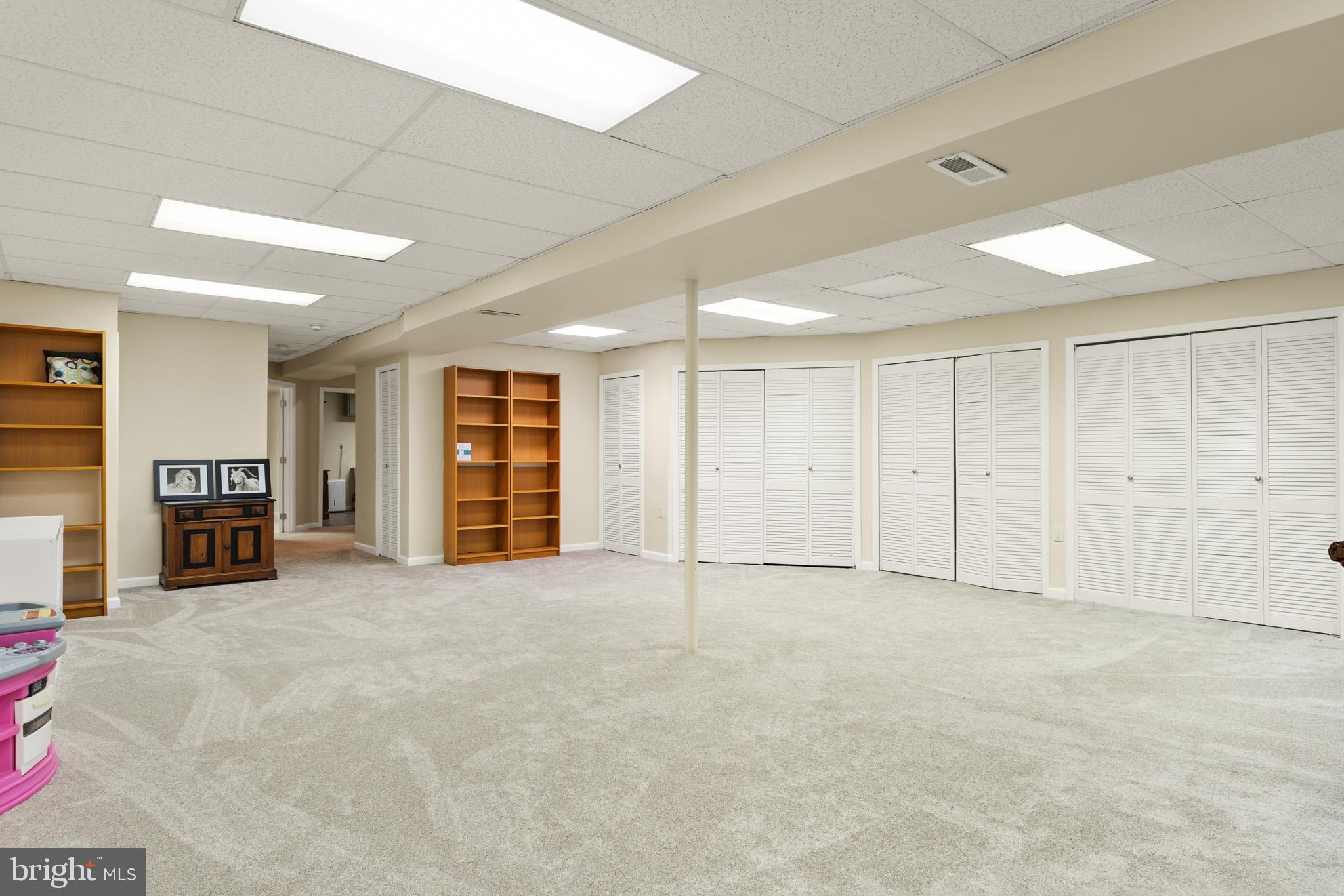 CONSTITUTION HILLS - Residential