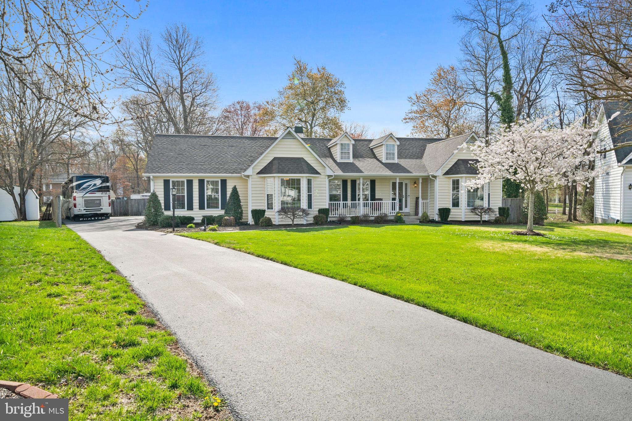 CONSTITUTION HILLS - Residential