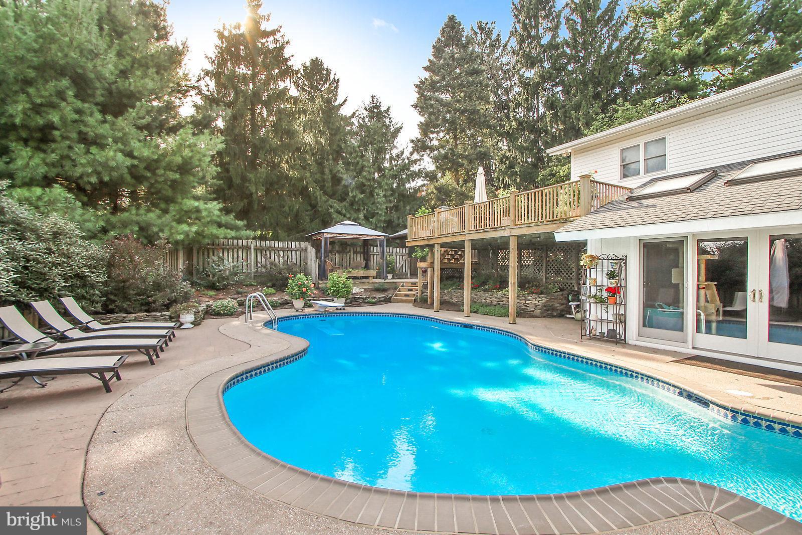 MIDLAND-HOLLYWOOD HEIGHTS - Residential