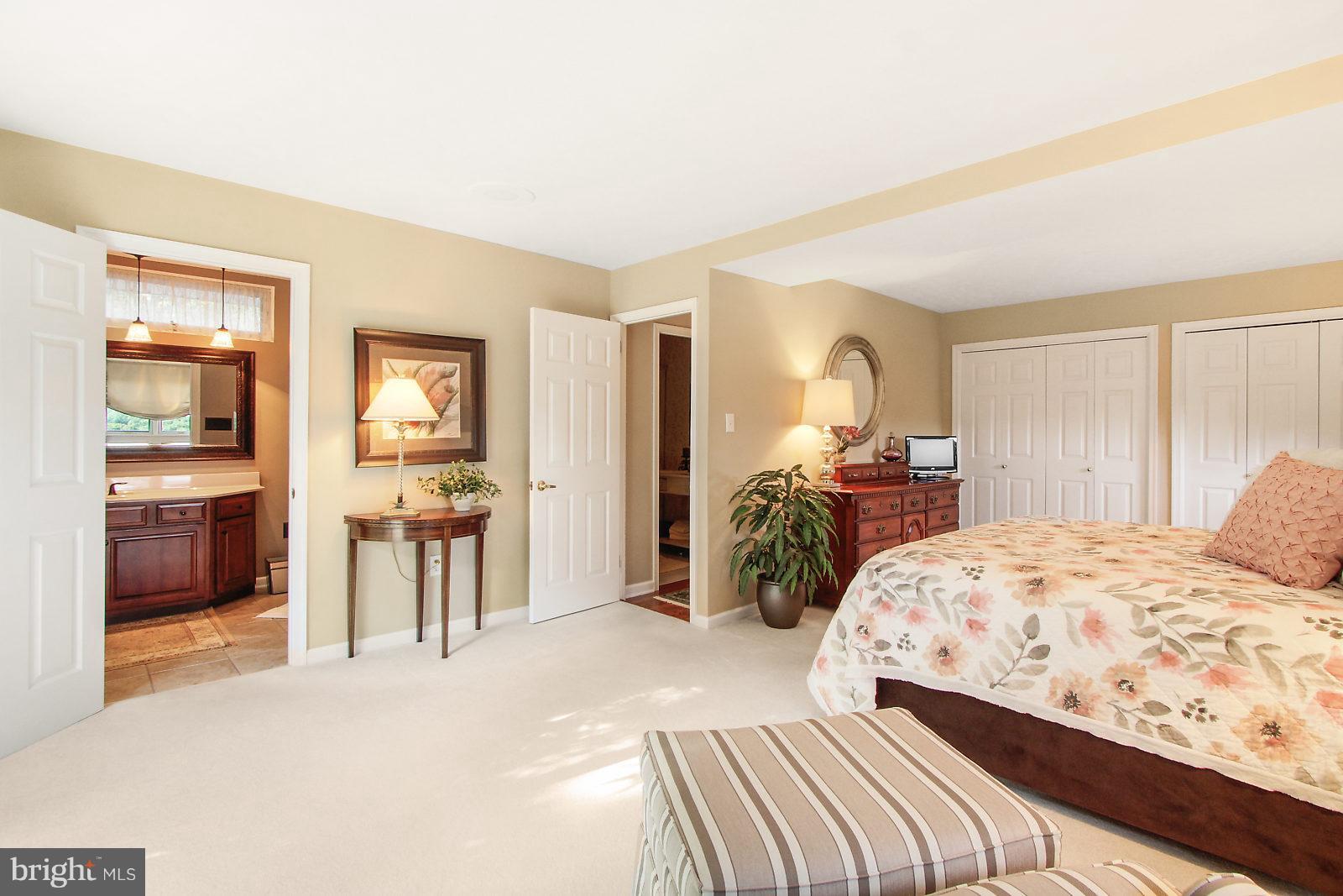 MIDLAND-HOLLYWOOD HEIGHTS - Residential