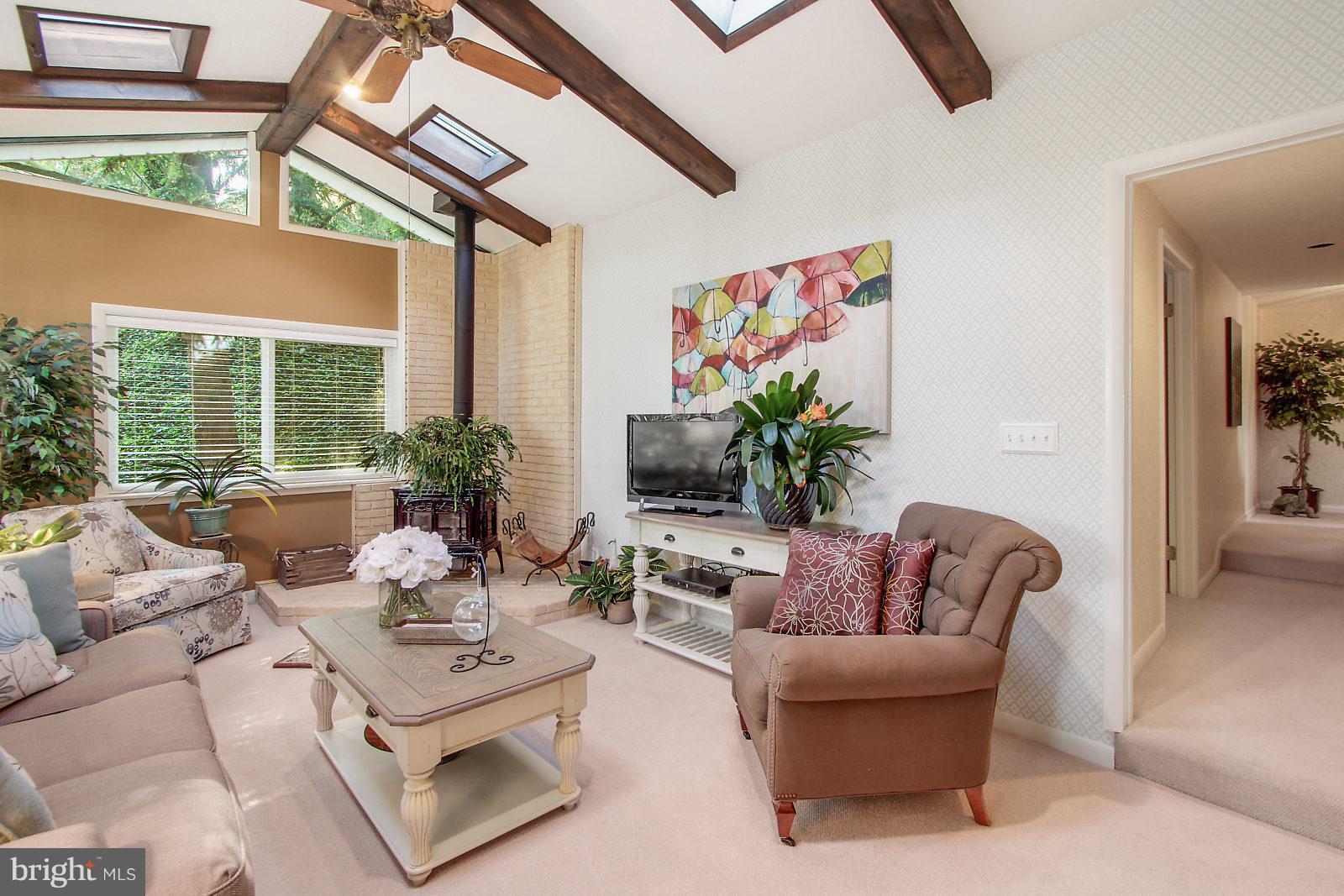 MIDLAND-HOLLYWOOD HEIGHTS - Residential