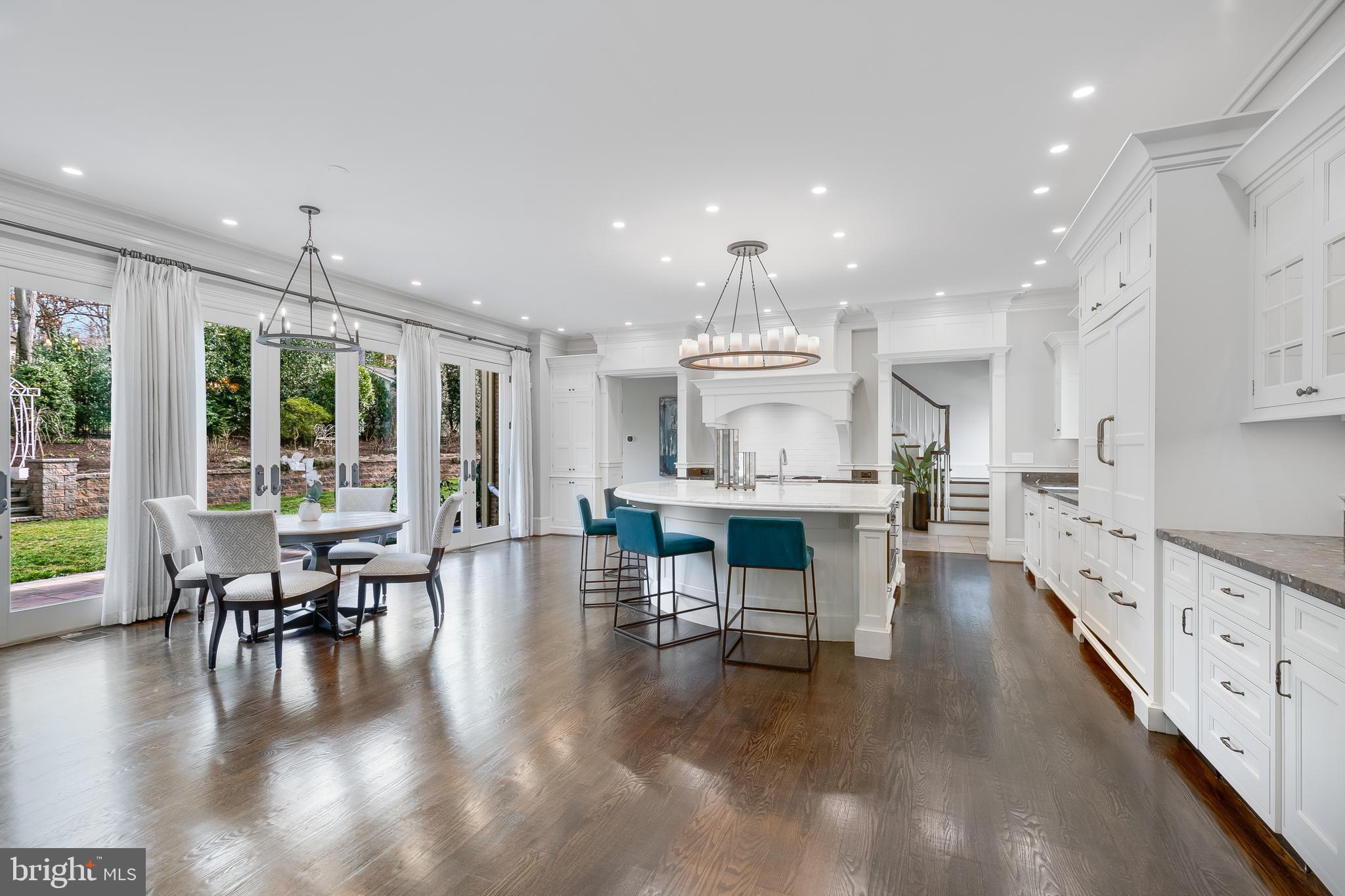 ELMWOOD ESTATES - Residential