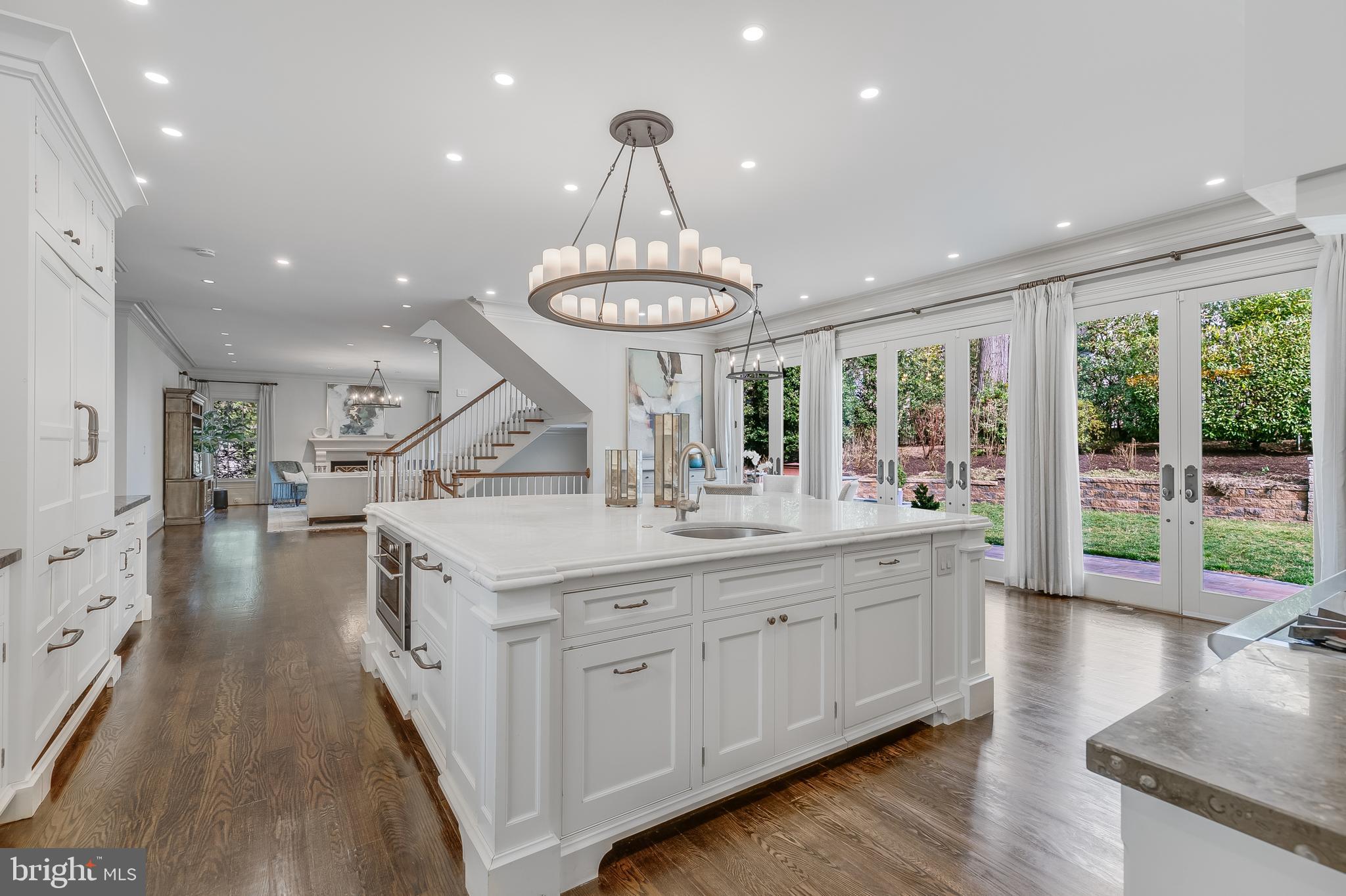 ELMWOOD ESTATES - Residential