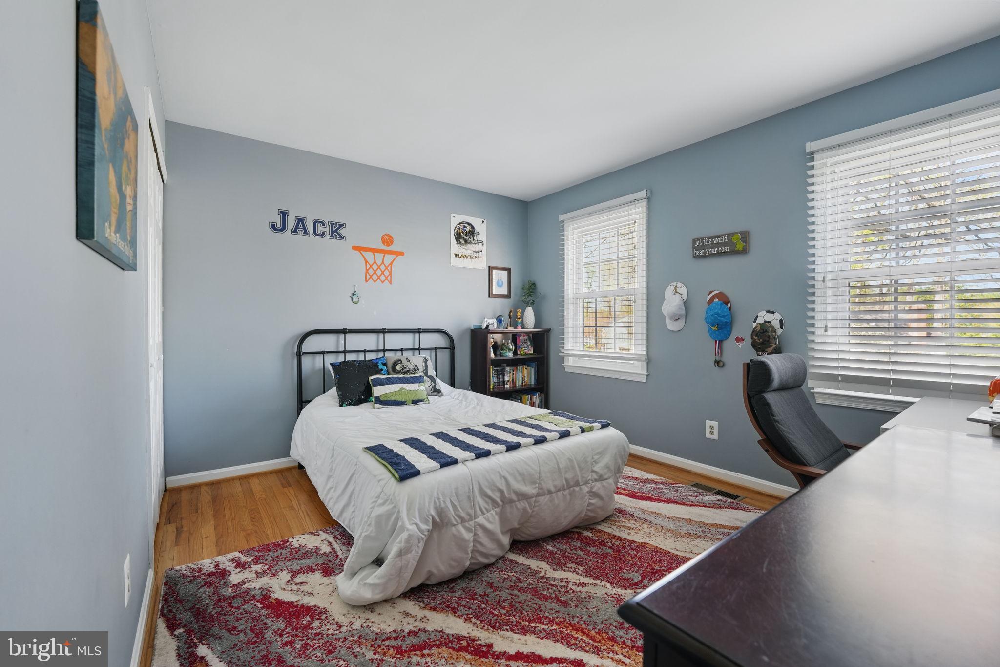 LAKE BRADDOCK - Residential