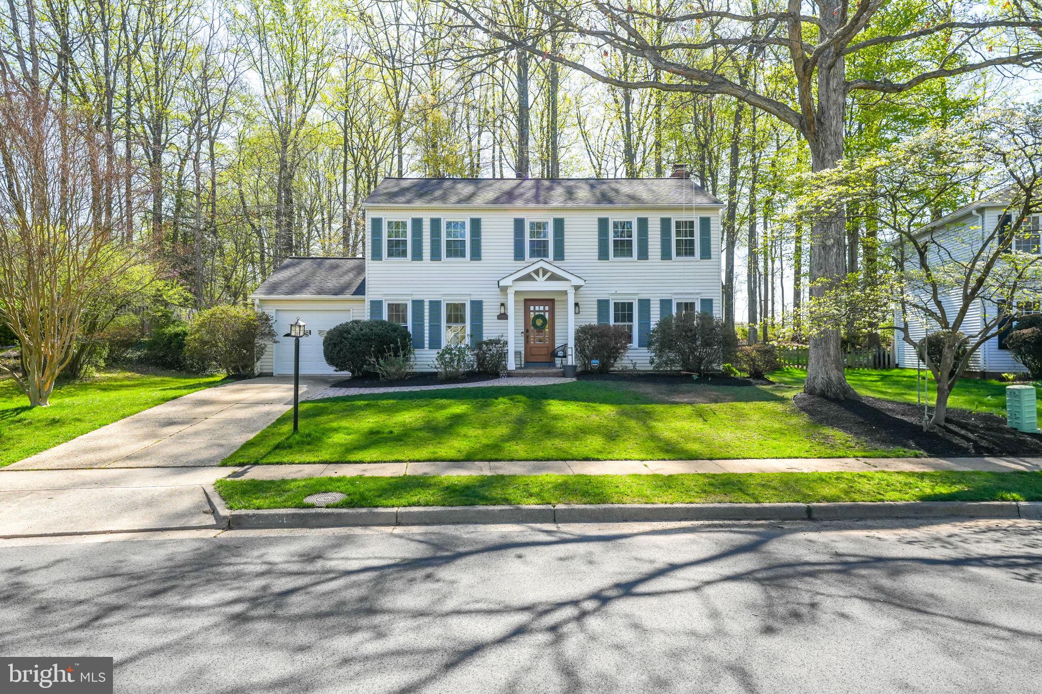LAKE BRADDOCK - Residential