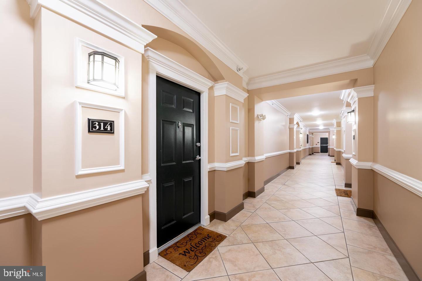 THE COLONNADE AT KENTLANDS - Residential Lease