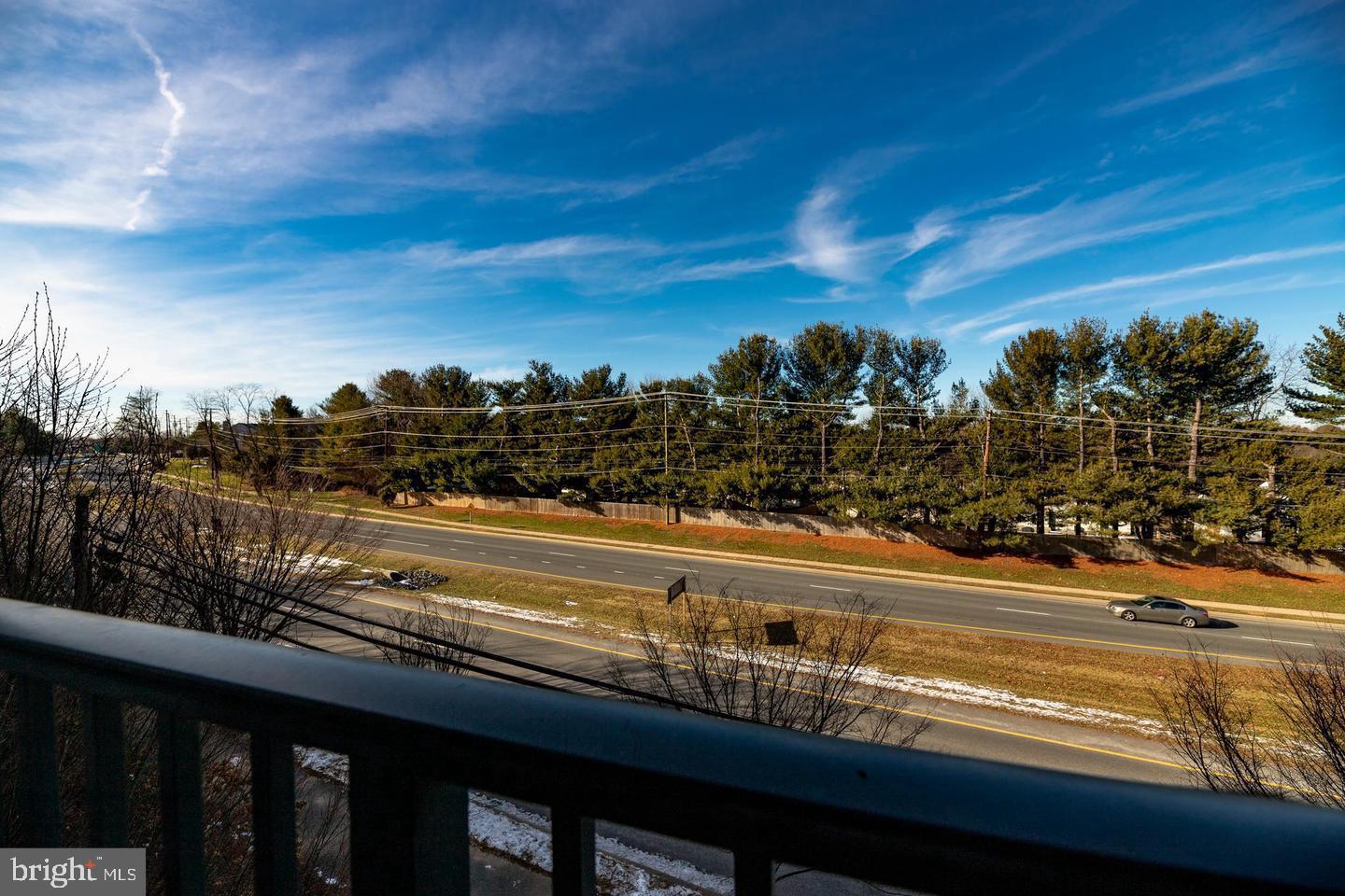 THE COLONNADE AT KENTLANDS - Residential Lease