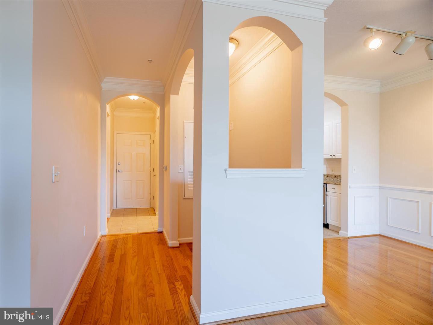 THE COLONNADE AT KENTLANDS - Residential Lease