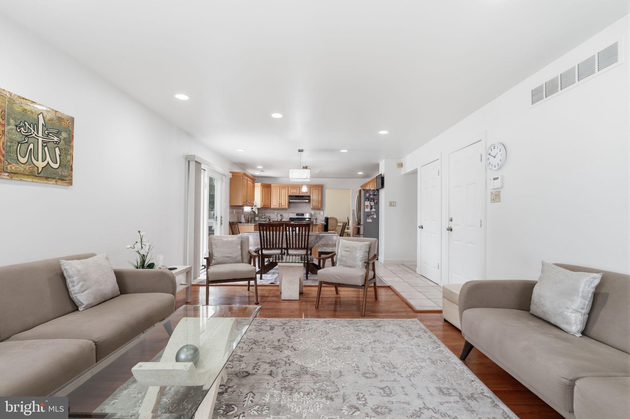 WOODS OF NESHAMINY - Residential
