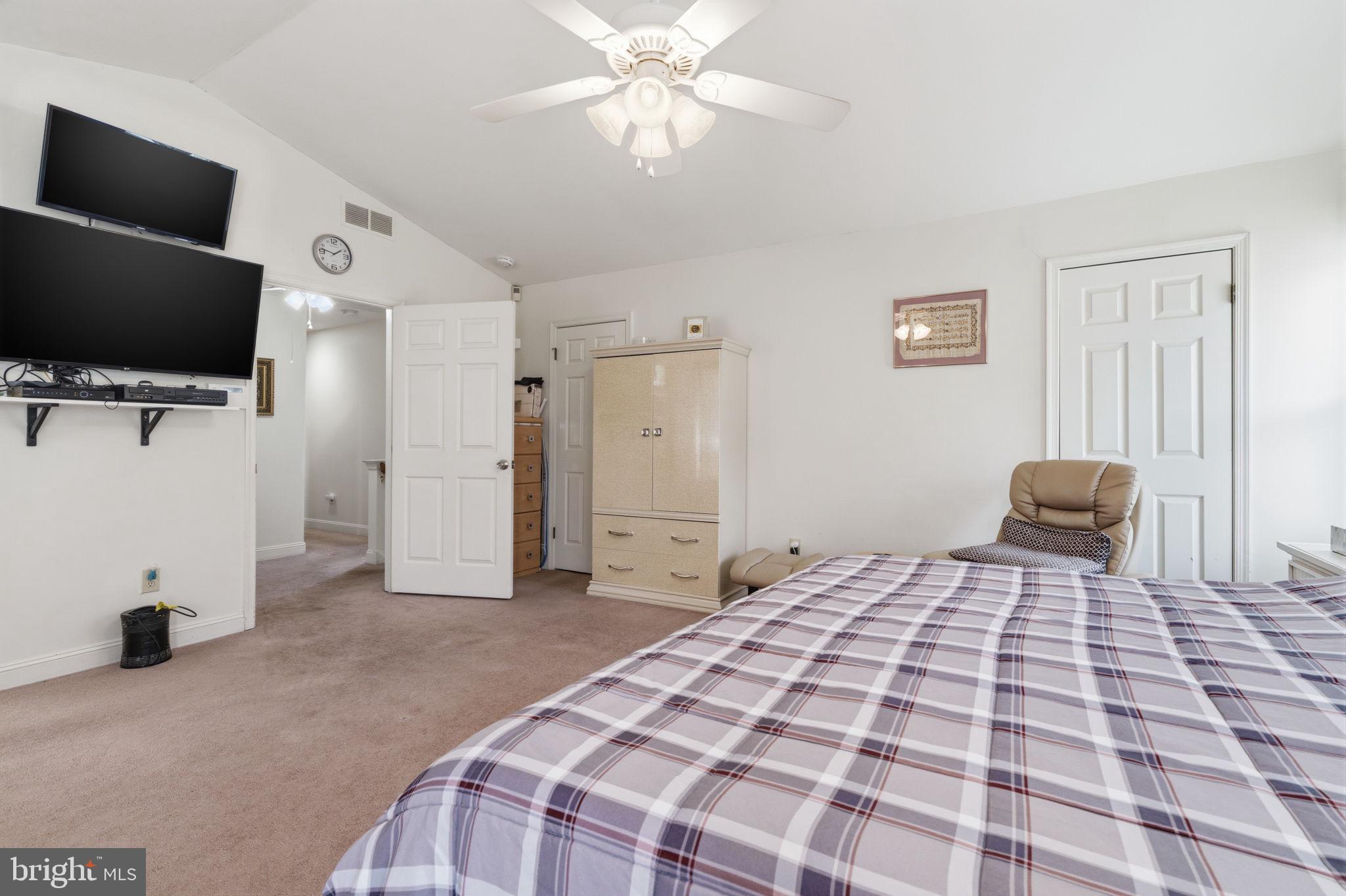WOODS OF NESHAMINY - Residential