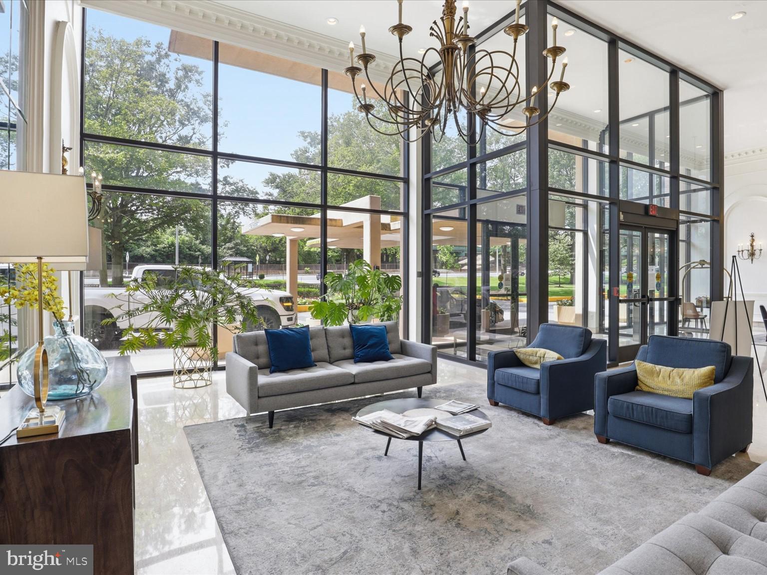HORIZON HOUSE - Residential