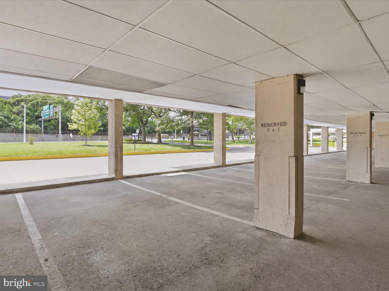 HORIZON HOUSE - Residential