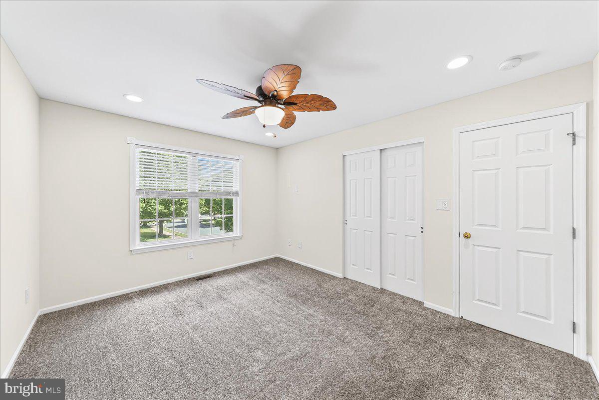 HUNTERS RUN - Residential