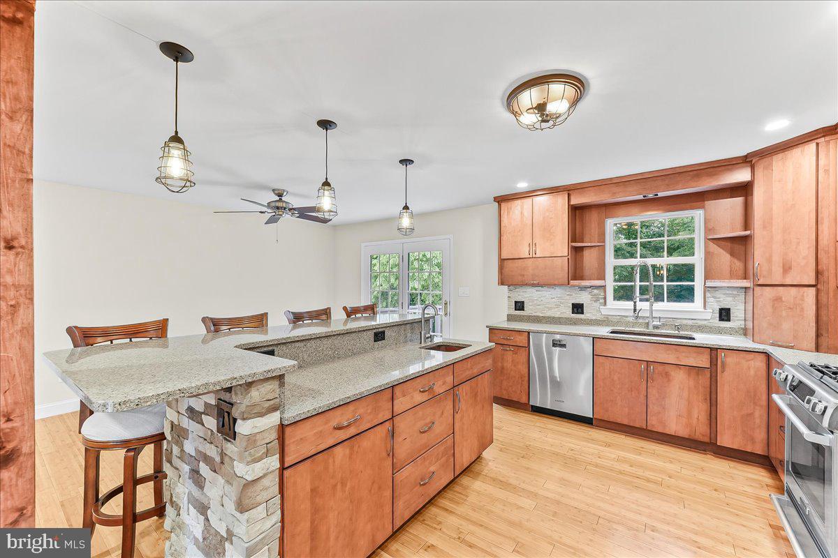 HUNTERS RUN - Residential