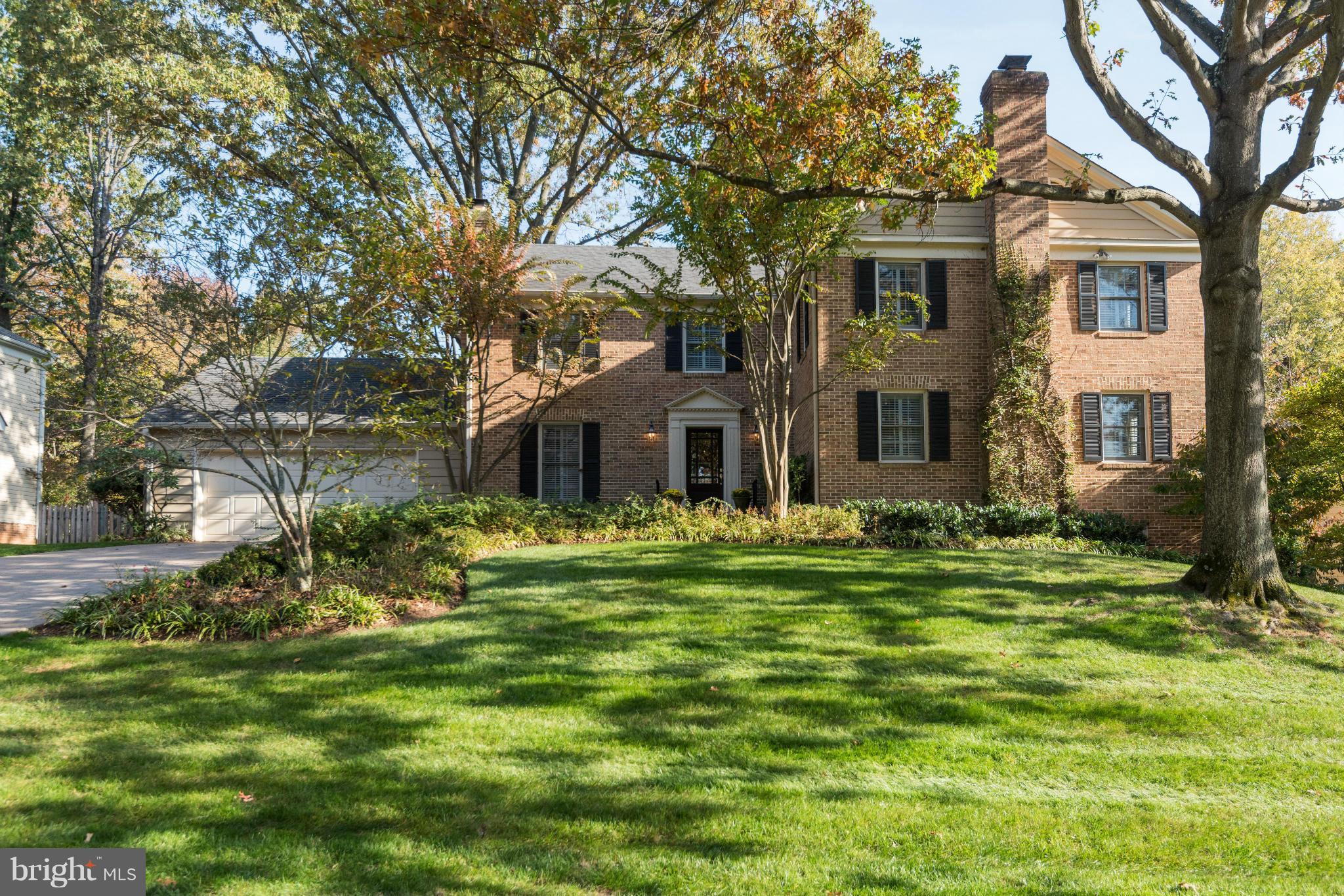 RIVER FALLS - Residential