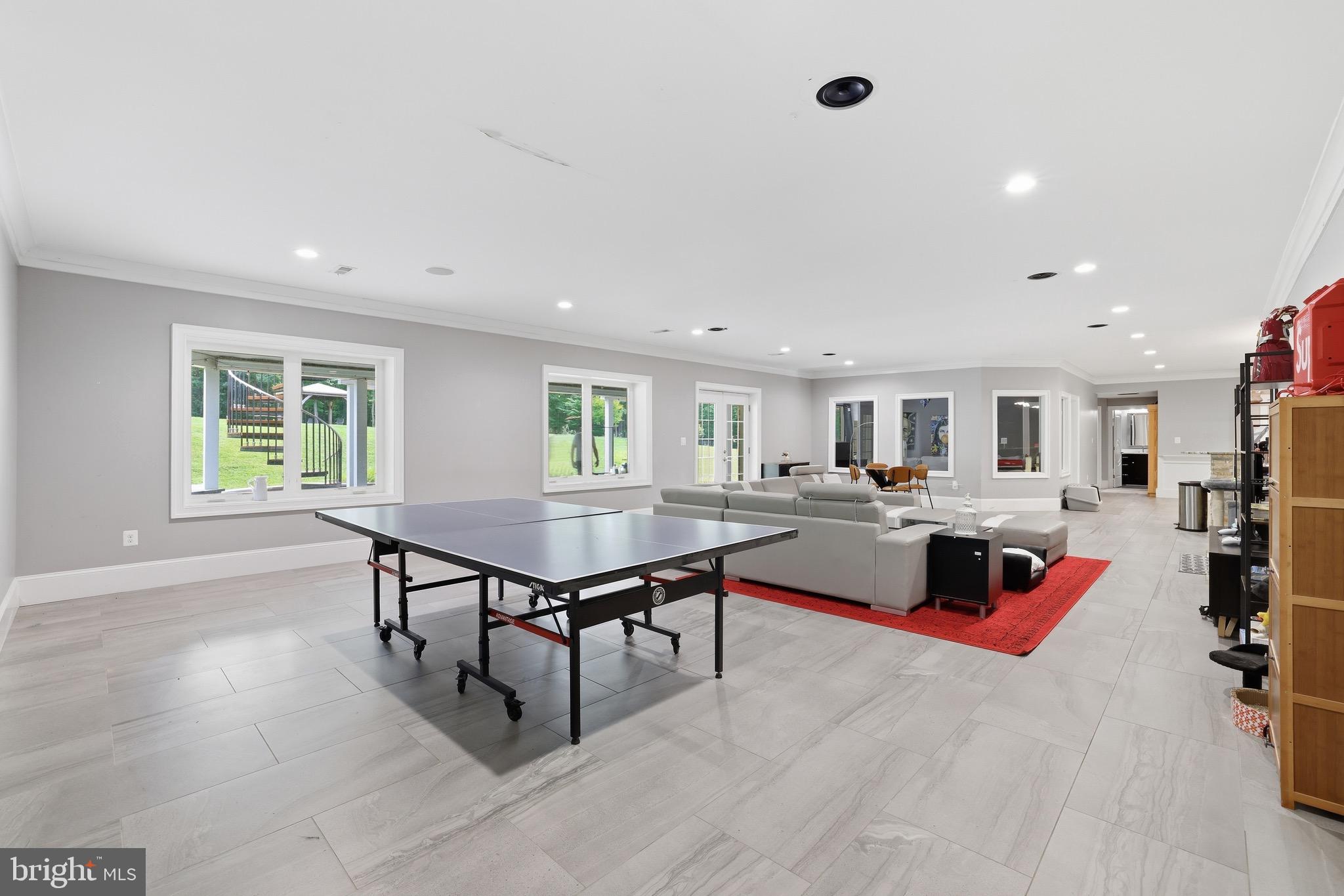BRADDOCK WOODS - Residential