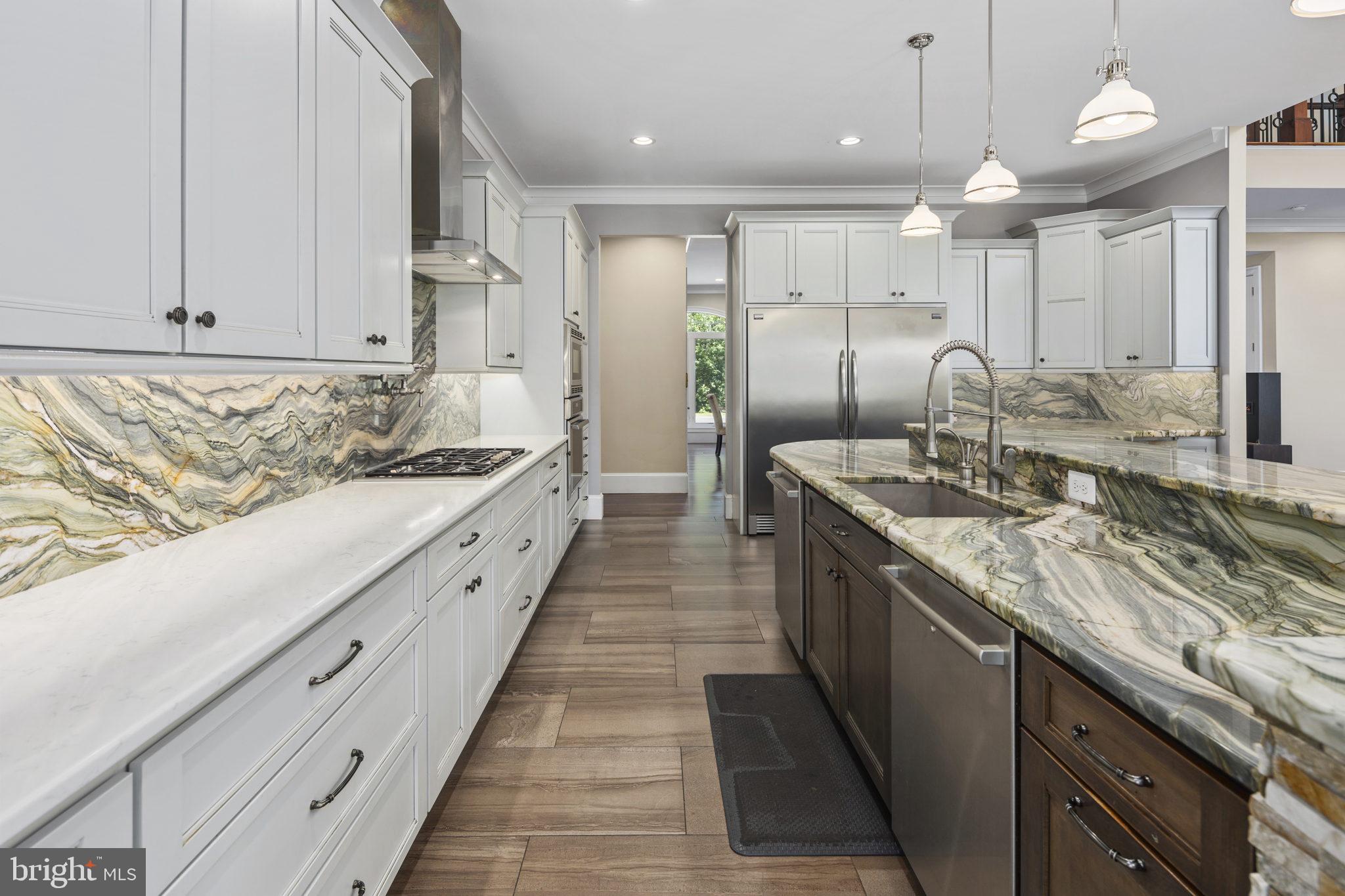 BRADDOCK WOODS - Residential