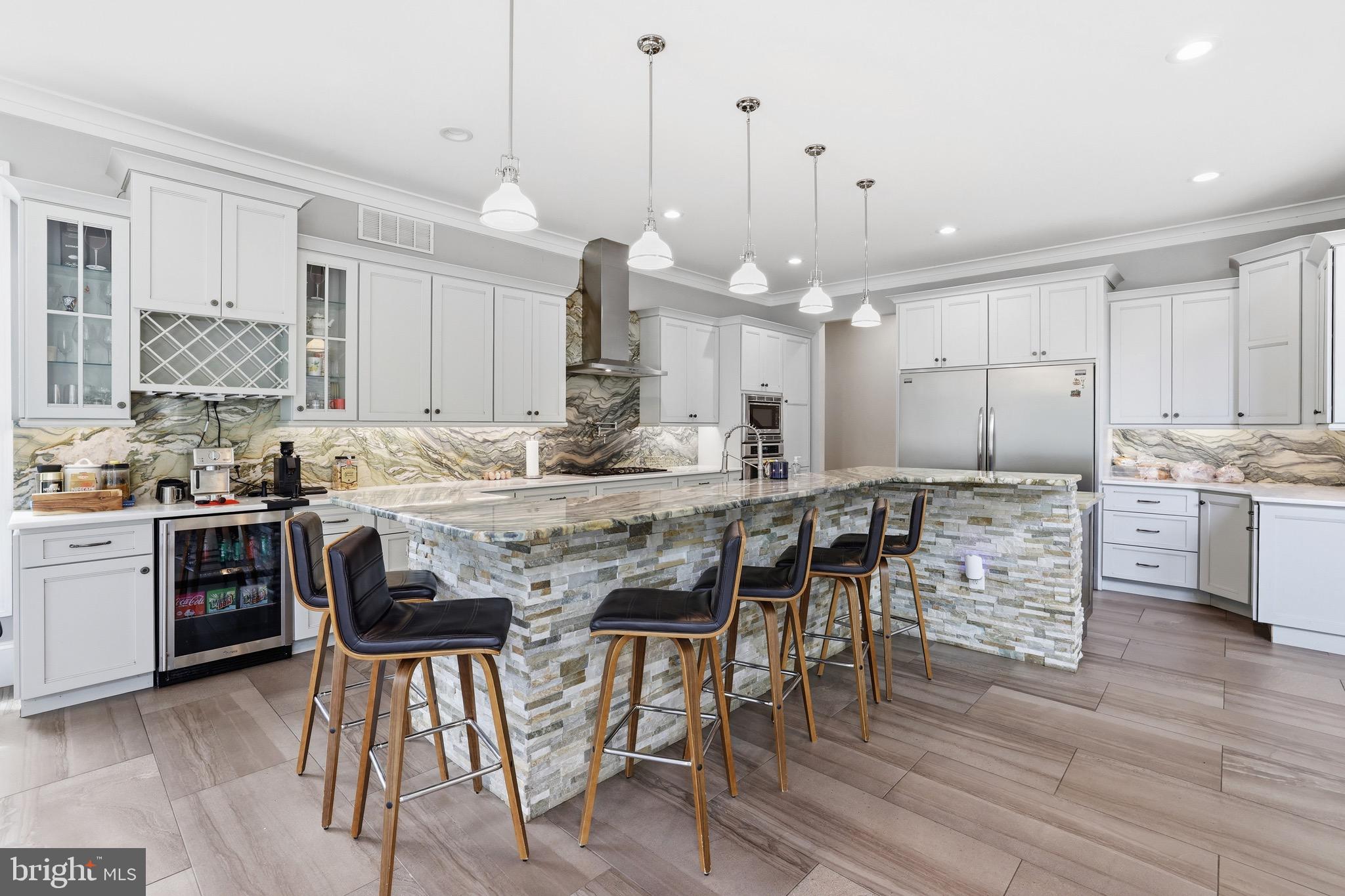 BRADDOCK WOODS - Residential