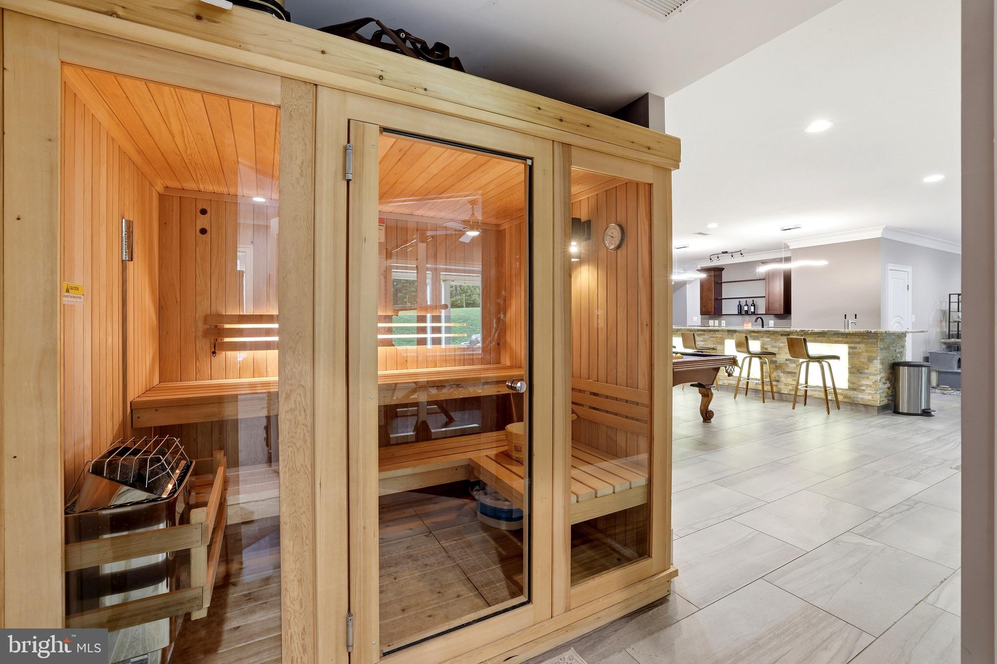 BRADDOCK WOODS - Residential