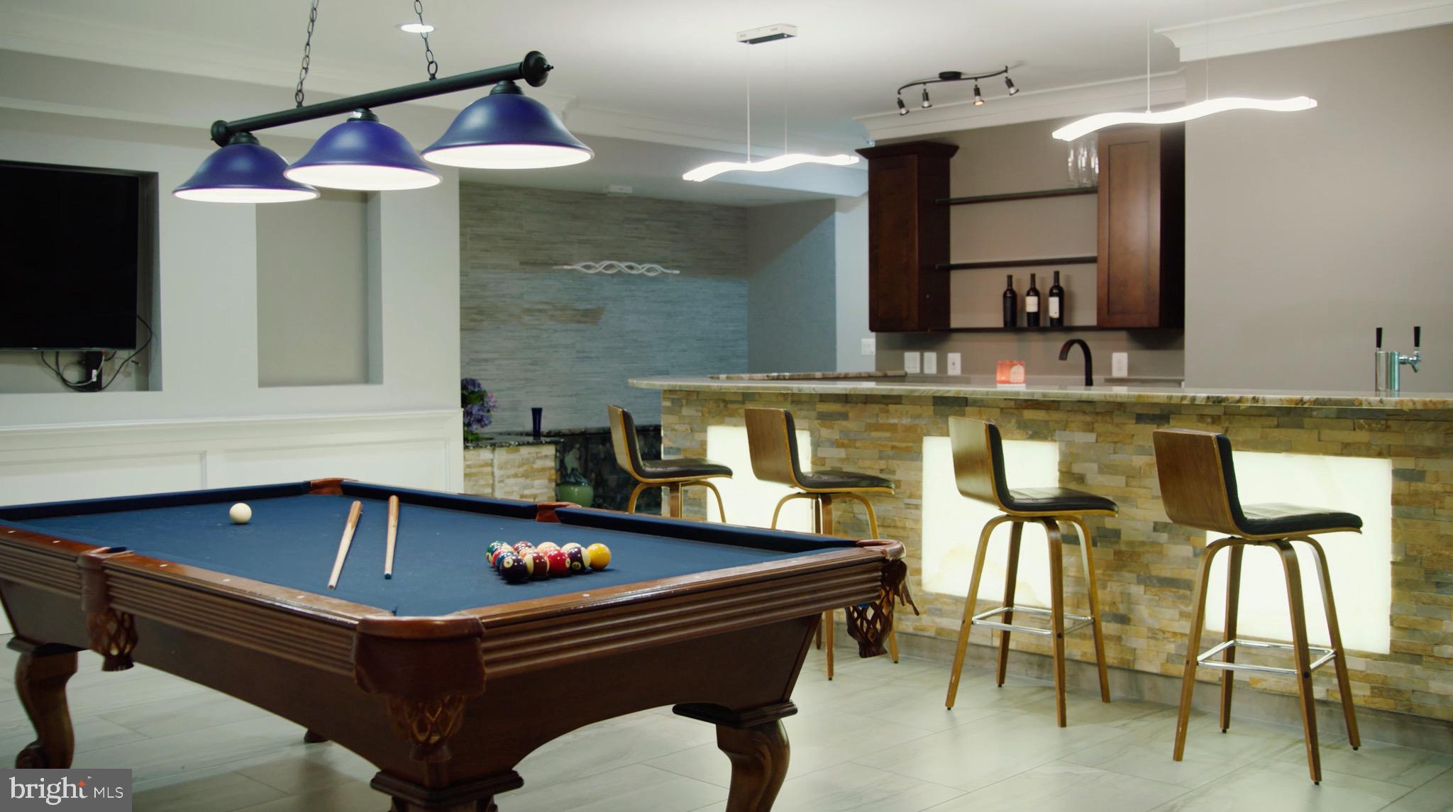 BRADDOCK WOODS - Residential