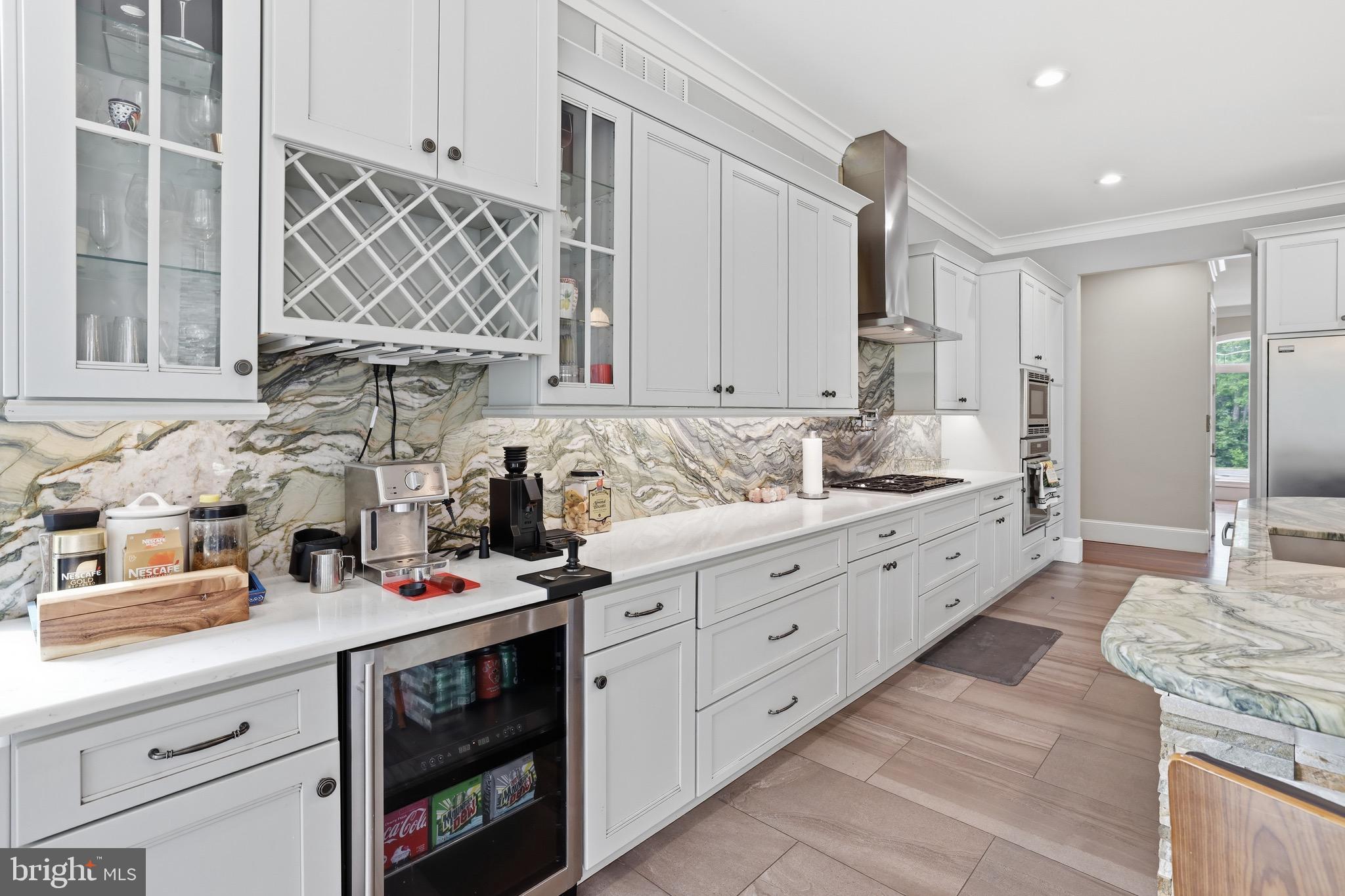 BRADDOCK WOODS - Residential