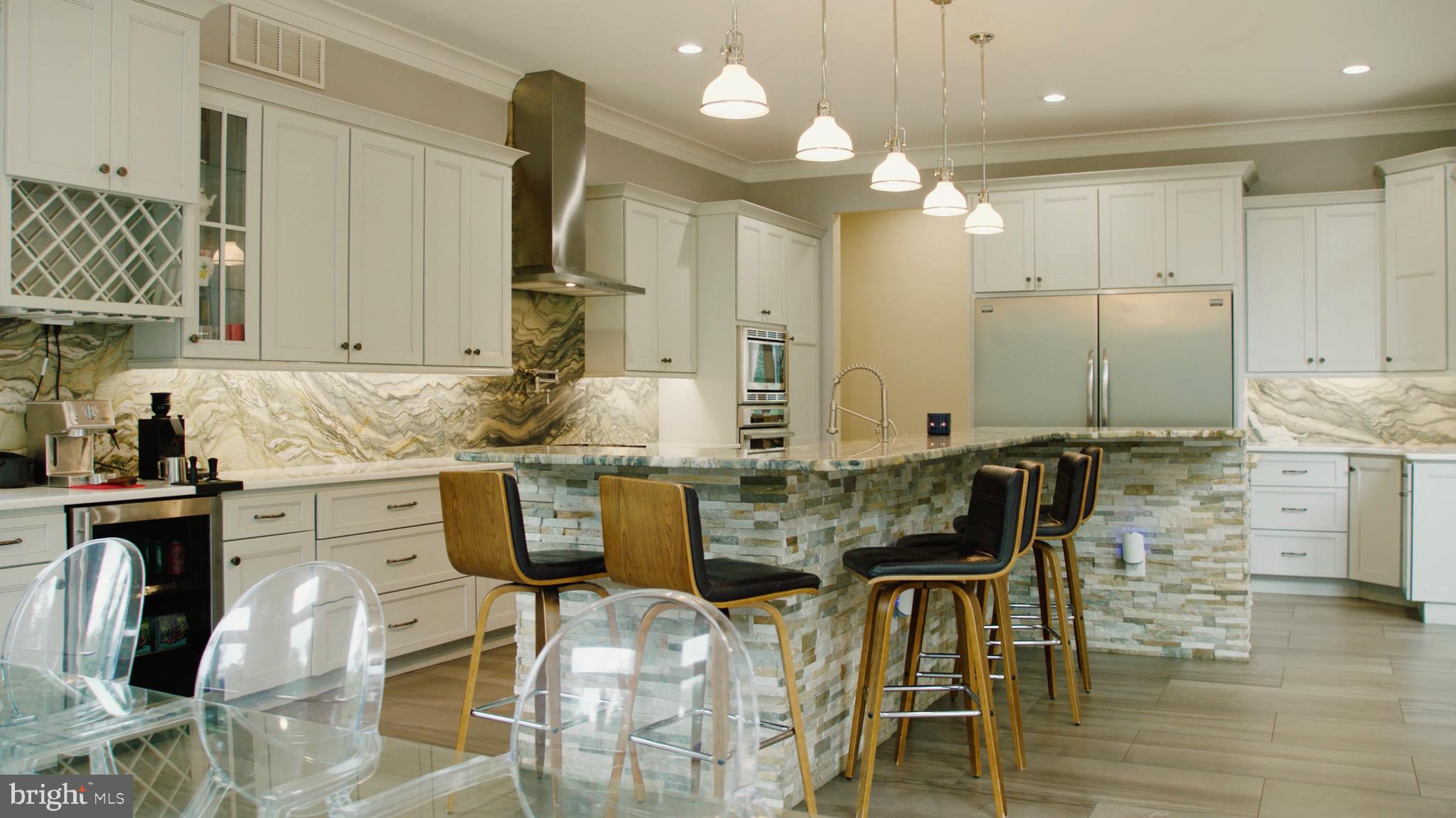 BRADDOCK WOODS - Residential