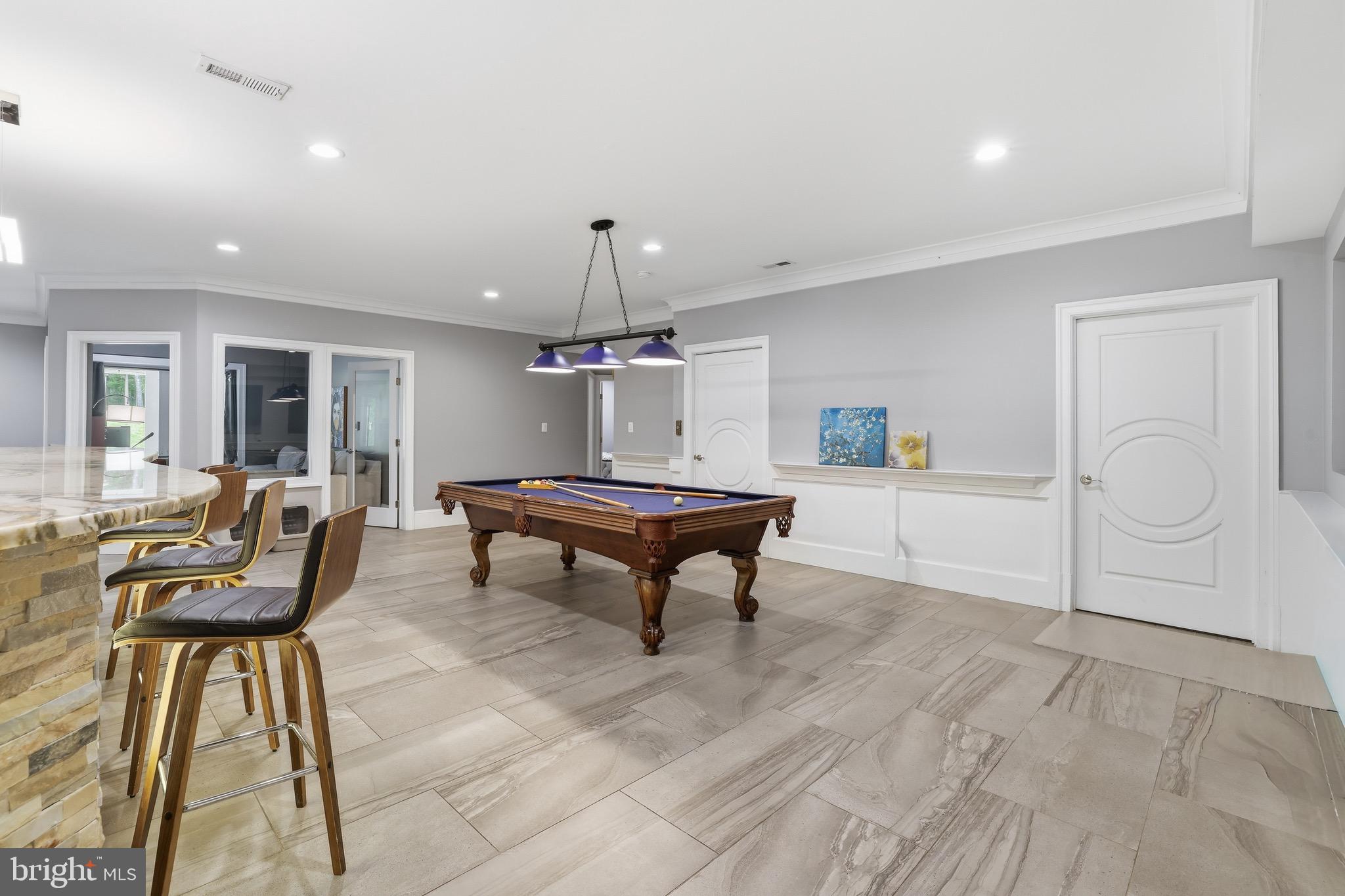 BRADDOCK WOODS - Residential
