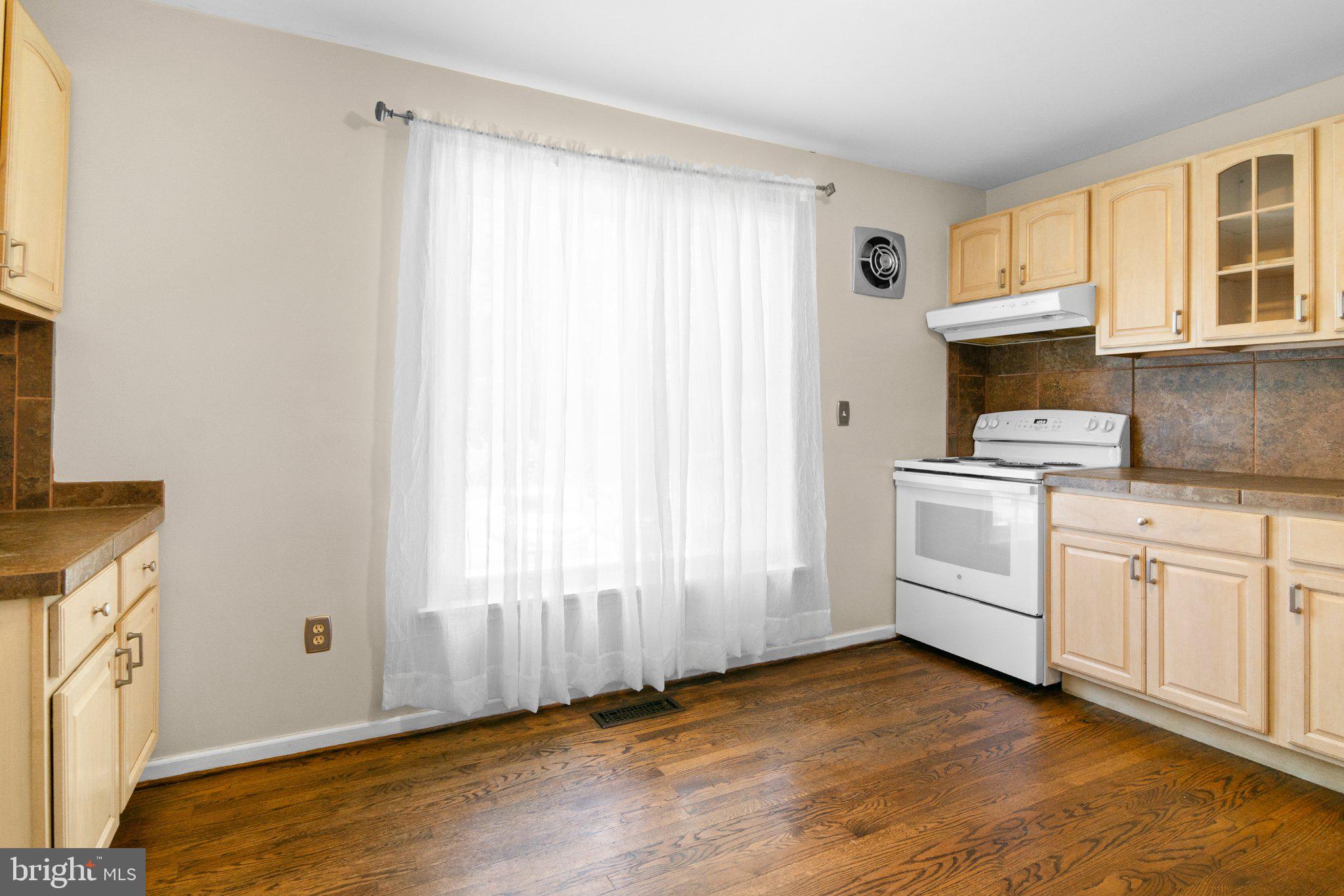 DONCASTER VILLAGE - Residential