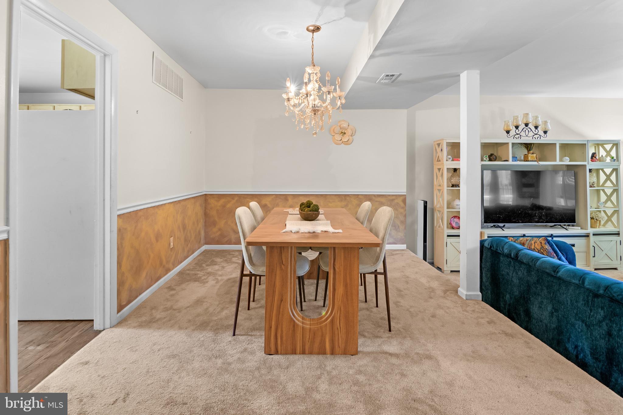 DONCASTER VILLAGE - Residential