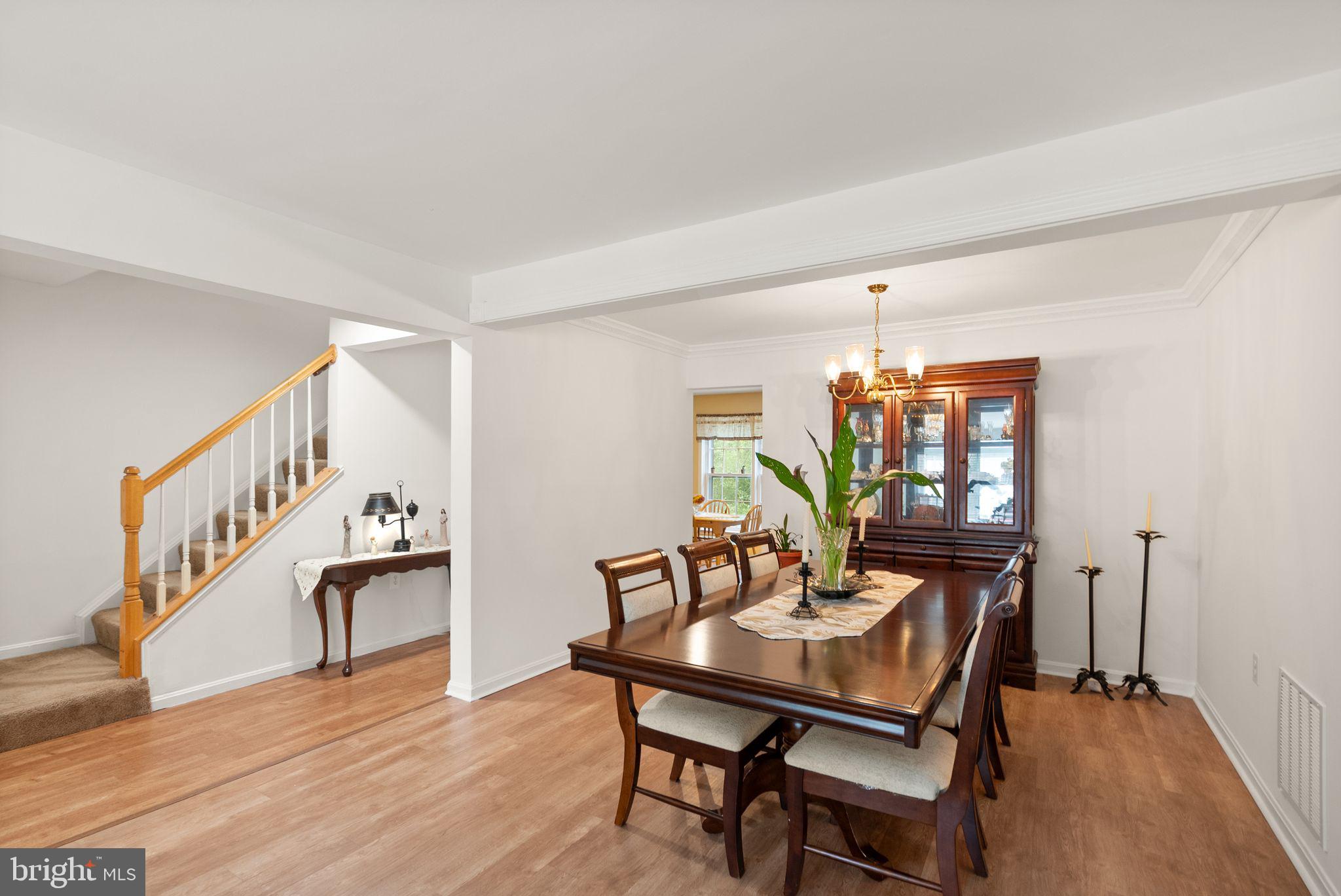 CROWNLEIGH - Residential