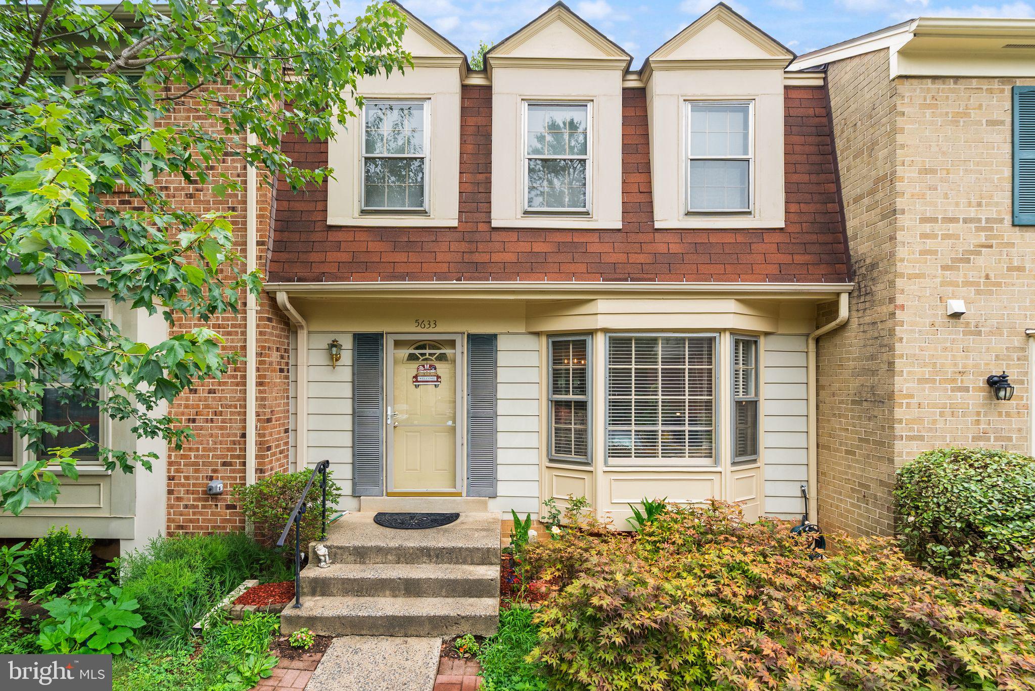 Great Opportunity !!! Nestled in the charming Crown-leigh community, this delightful Colonial townhouse offers a perfect blend of comfort and convenience. With 1,554 sq. ft. of thoughtfully designed living space, this home features 3 spacious bedrooms and 3.5 bathrooms, ideal for both relaxation and entertaining. The fully finished basement, complete with a walkout entrance, provides additional space for recreation or a cozy retreat. Crown-leigh is known for its welcoming atmosphere, where neighbors become friends. Enjoy leisurely strolls through nearby parks, perfect for picnics or playtime. The community is well-maintained, with amenities including common area maintenance and snow removal, ensuring a hassle-free lifestyle. With an inviting fireplace, assigned parking, and a low-maintenance exterior, this home is ready for you to create lasting memories. Experience the warmth of Crownleigh-your new home awaits!