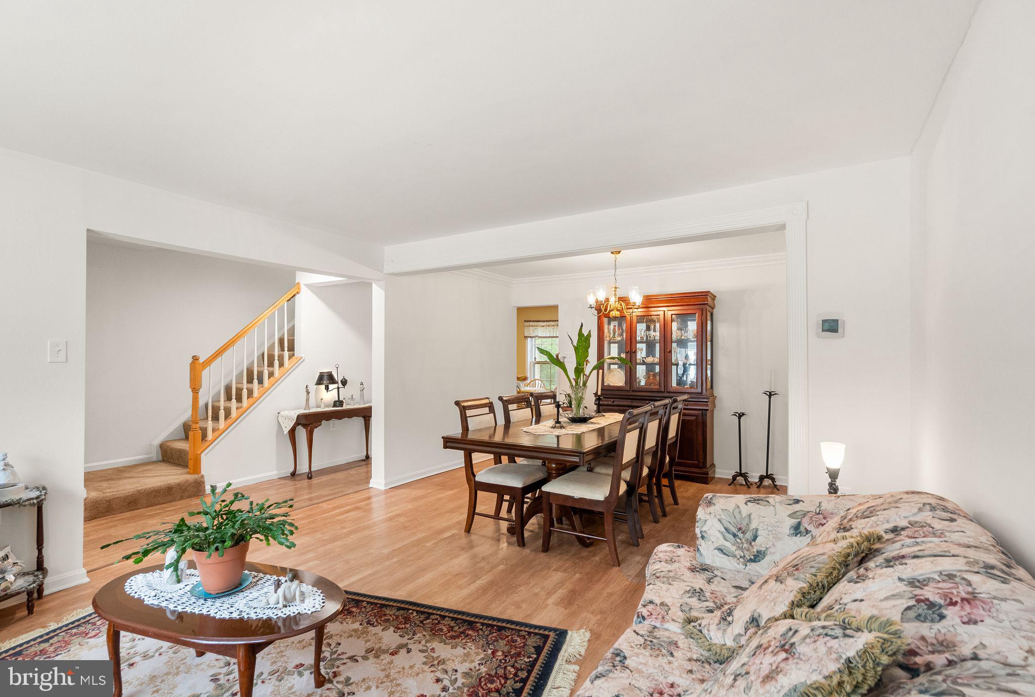 CROWNLEIGH - Residential