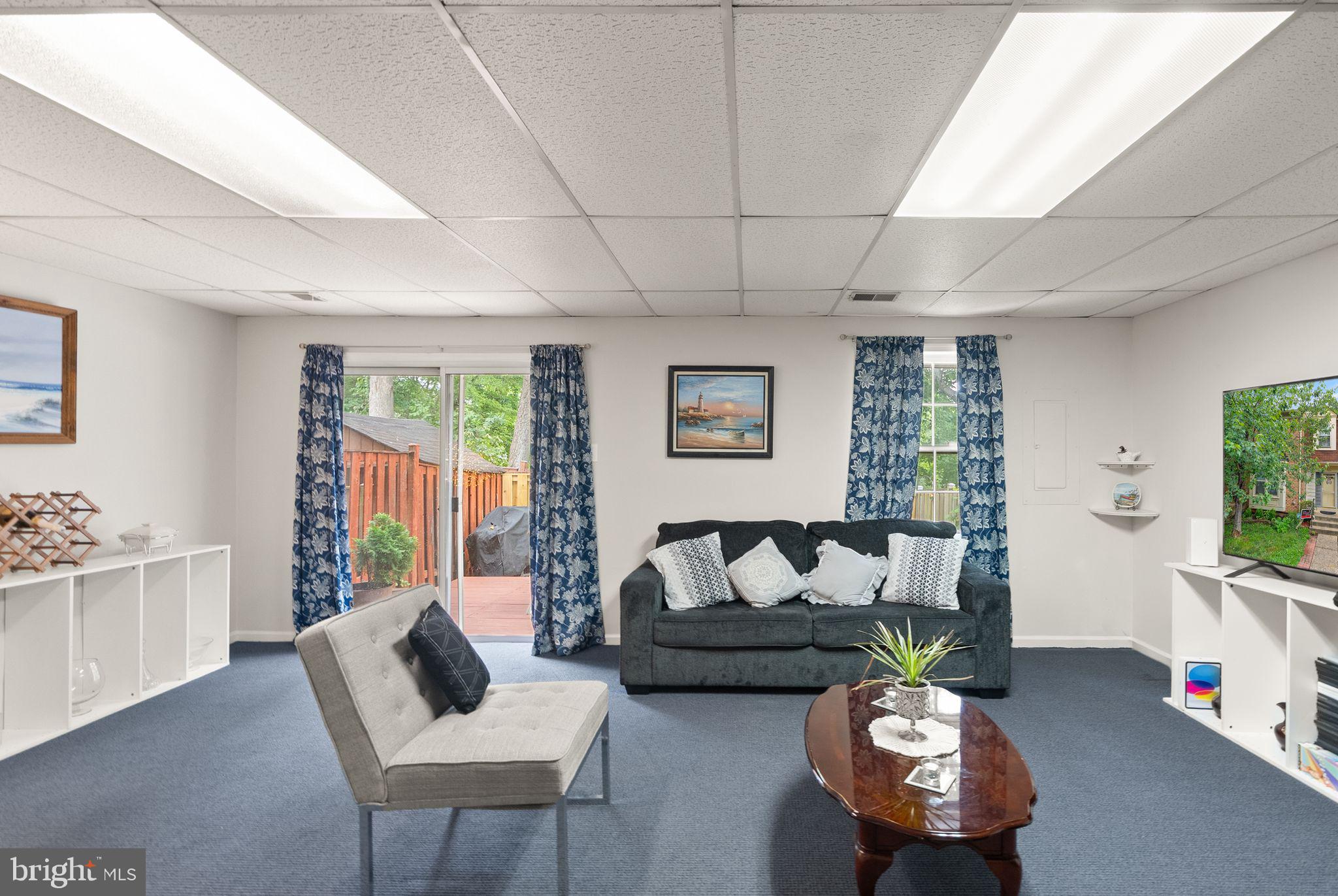 CROWNLEIGH - Residential