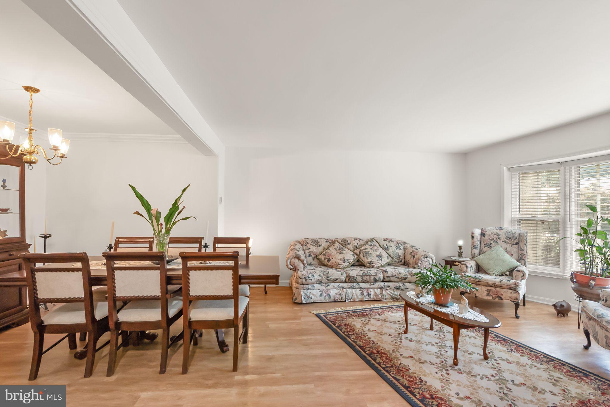 CROWNLEIGH - Residential