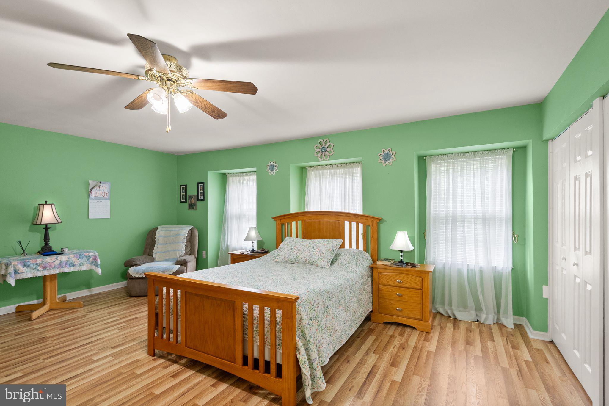 CROWNLEIGH - Residential