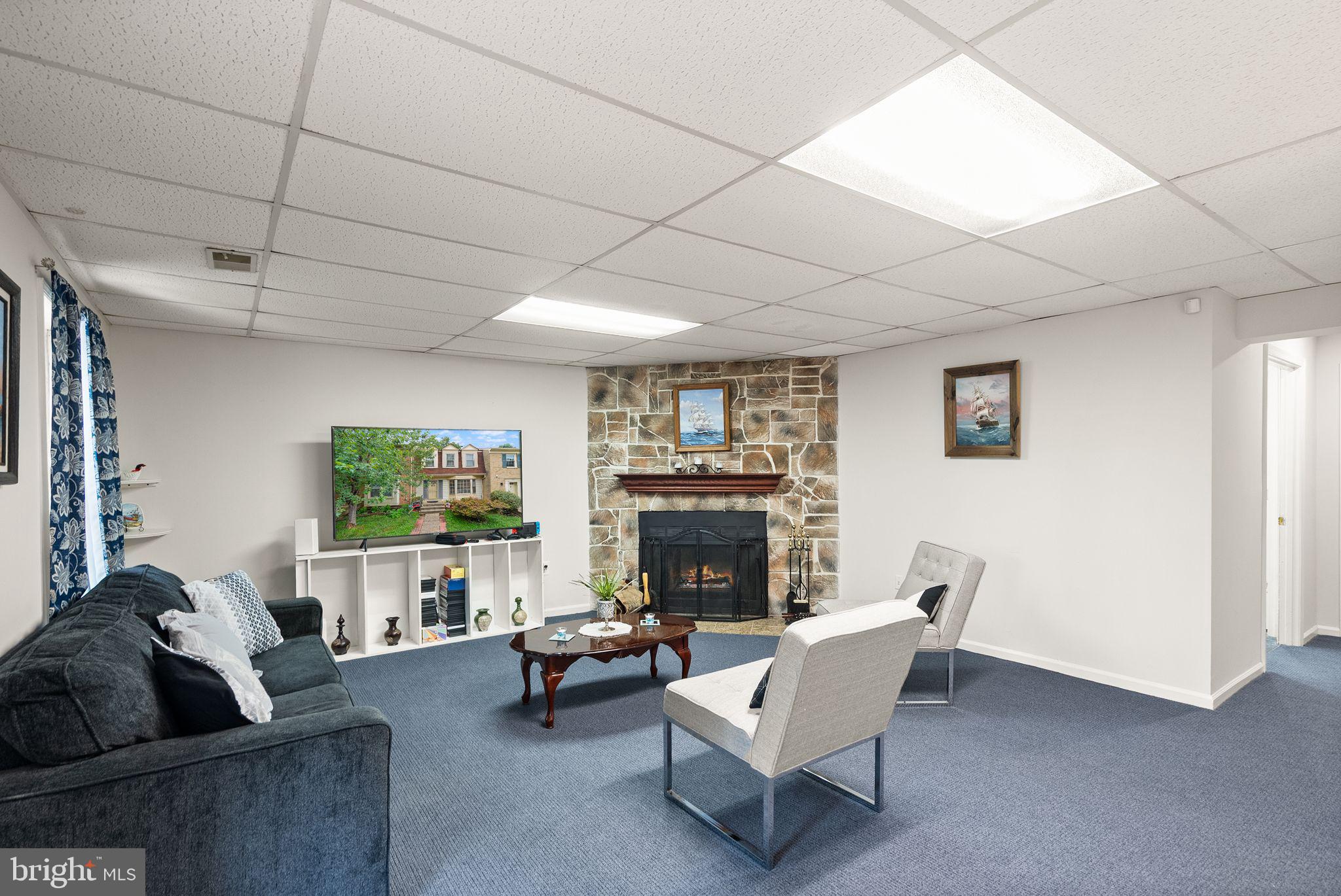 CROWNLEIGH - Residential