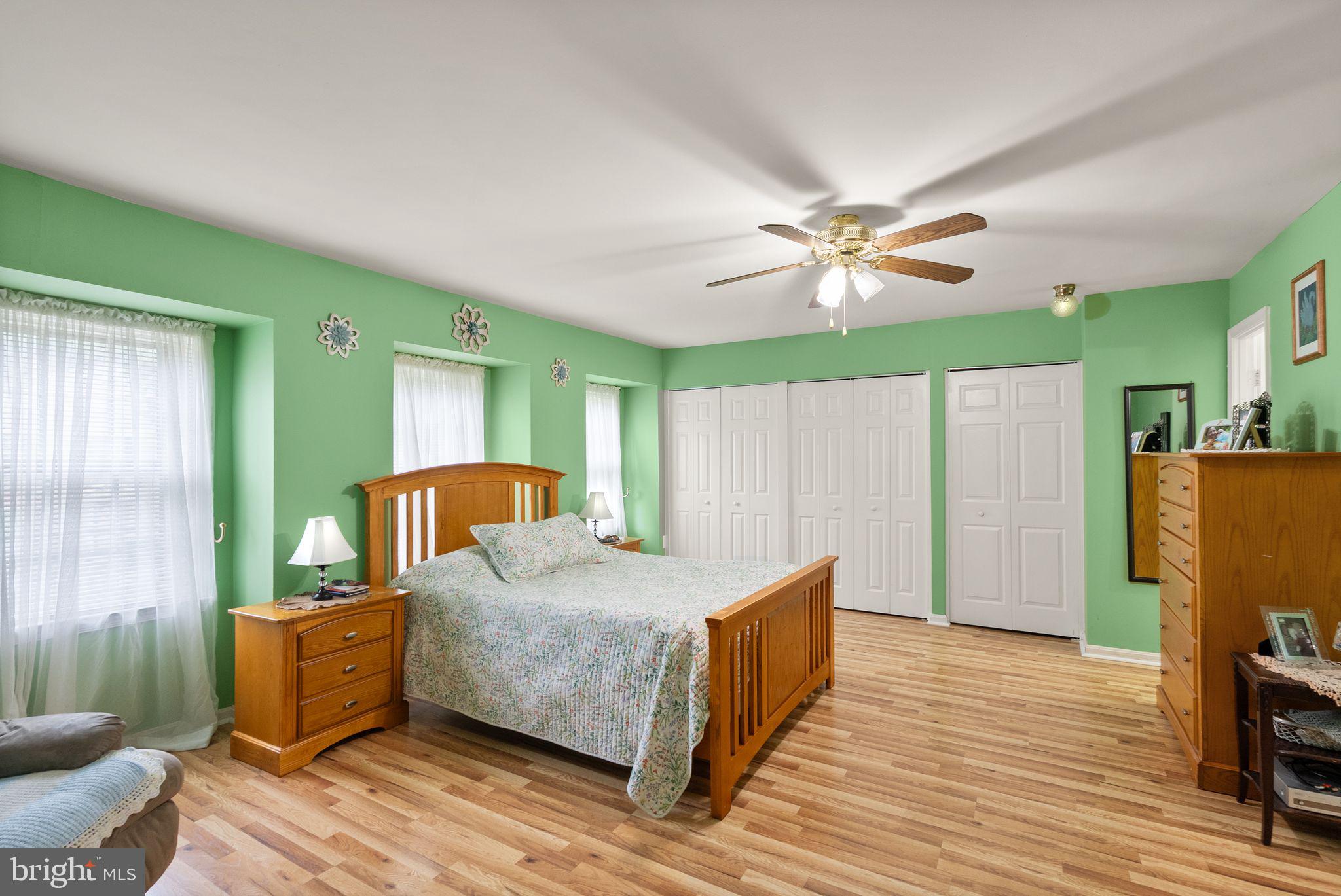 CROWNLEIGH - Residential