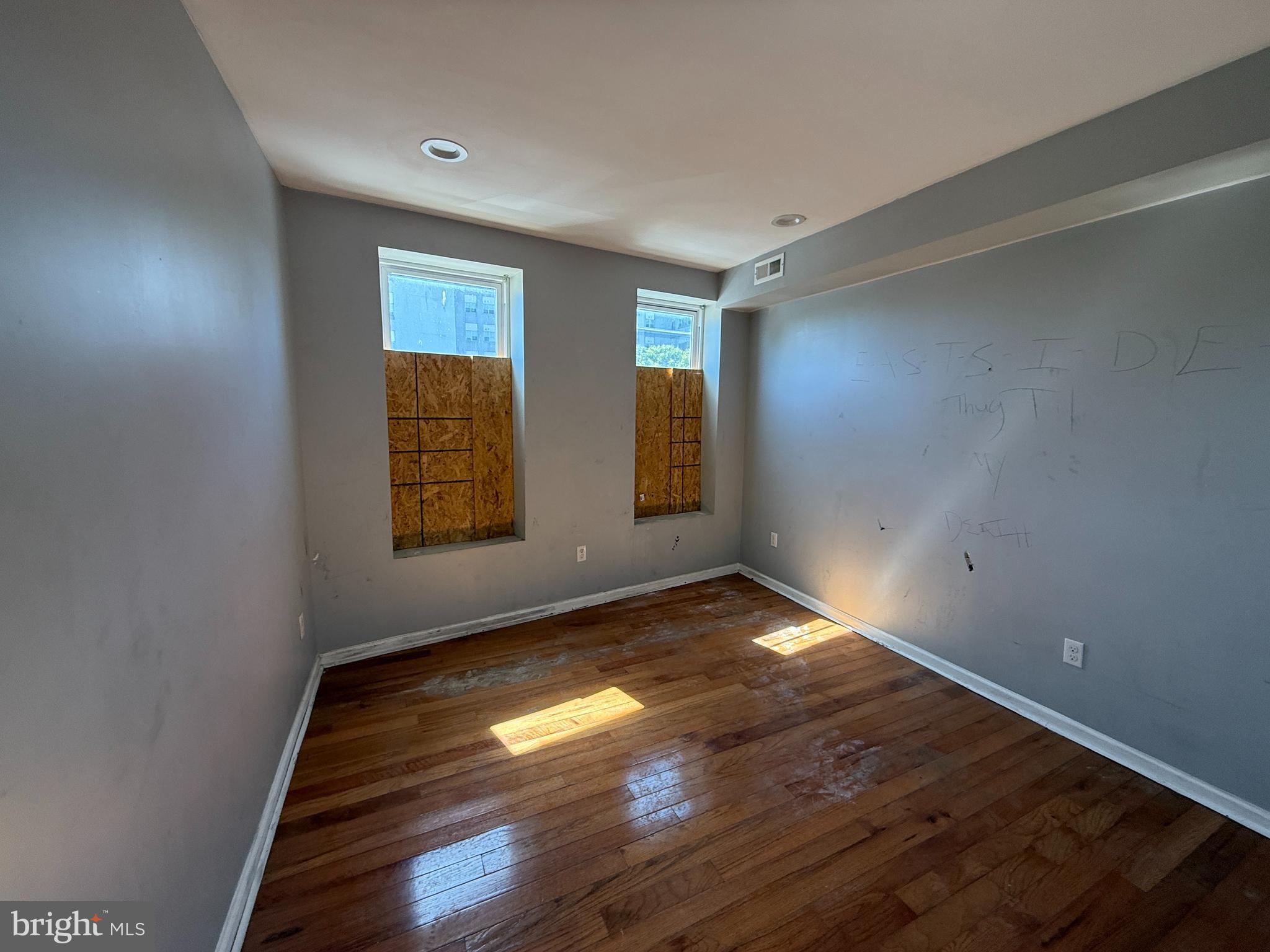 BARCLAY - GREENMOUNT - Residential