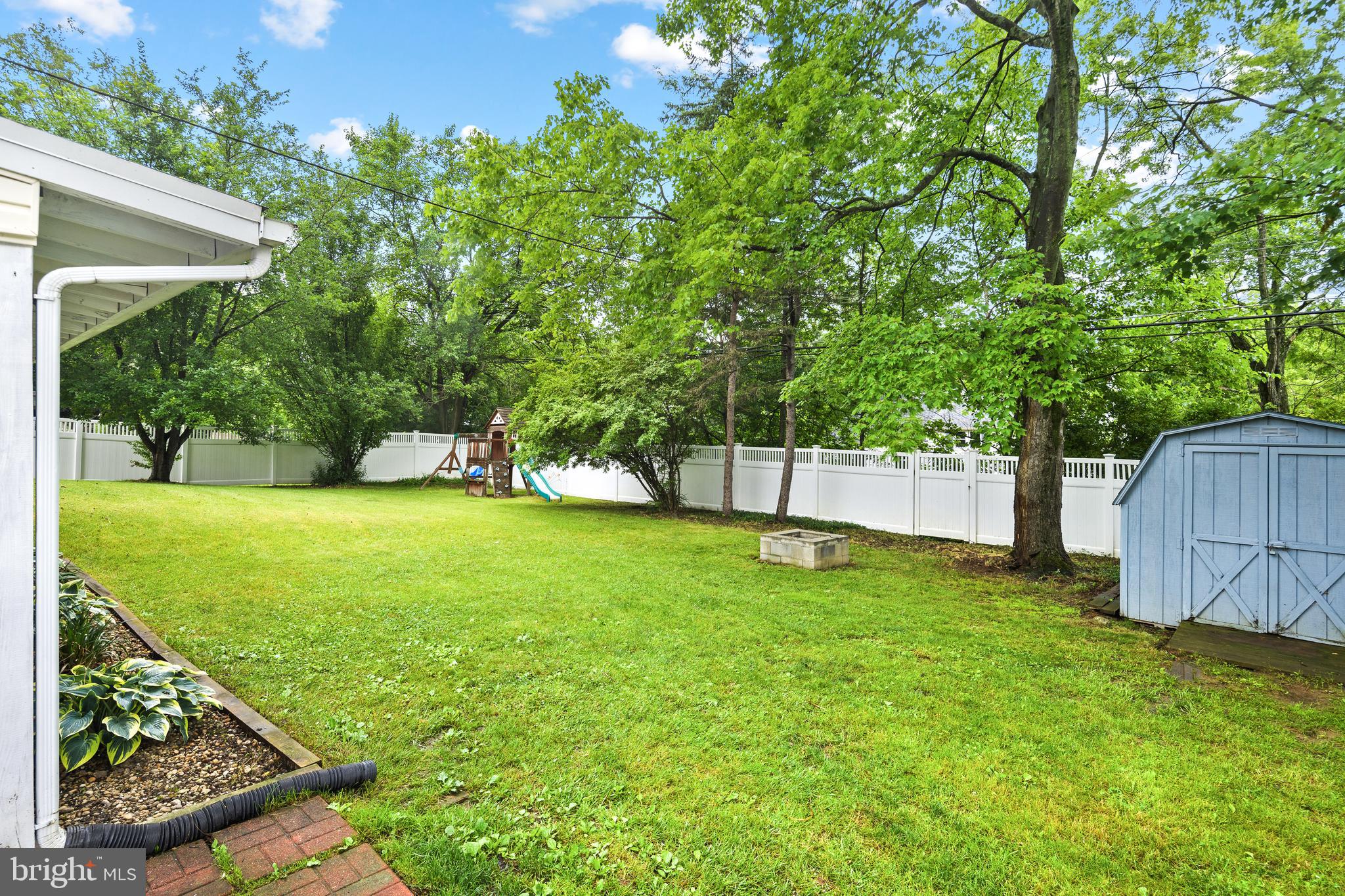 MERRYBROOK - Residential