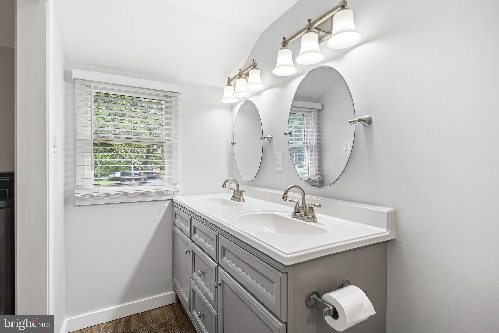 MERRYBROOK - Residential