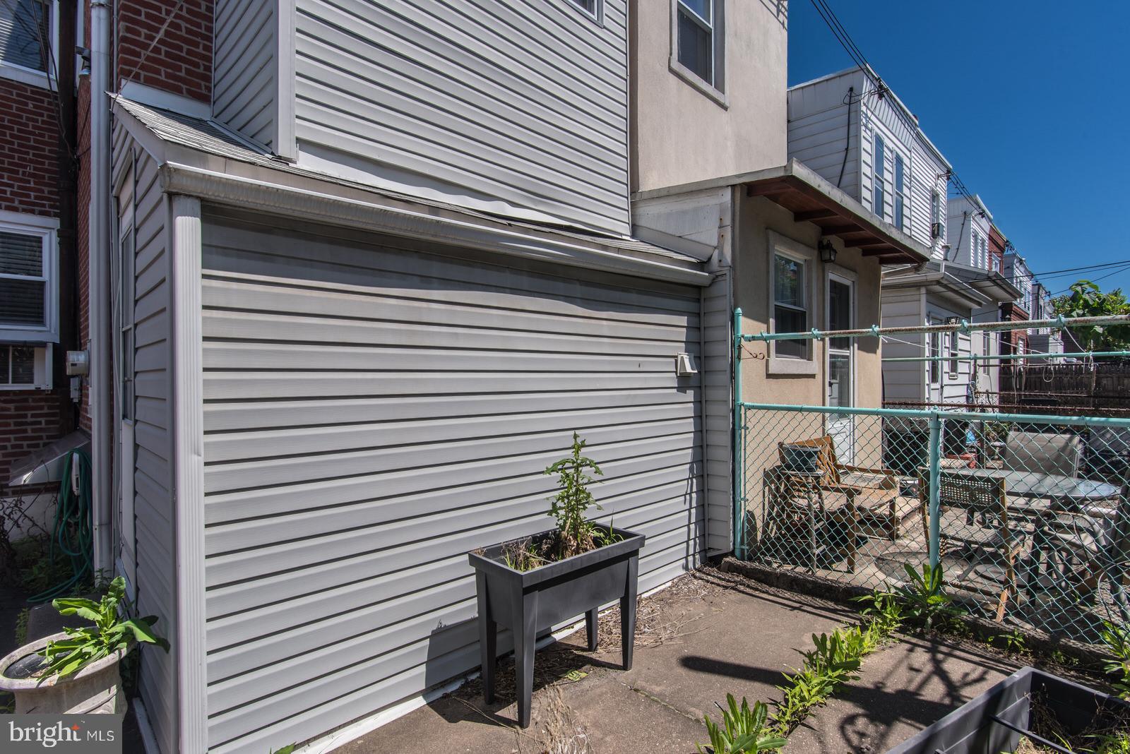 PORT RICHMOND - Residential