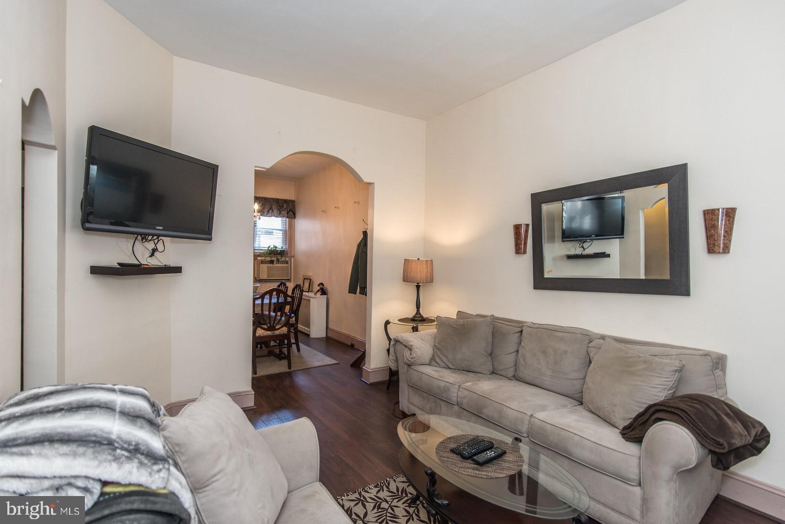 PORT RICHMOND - Residential